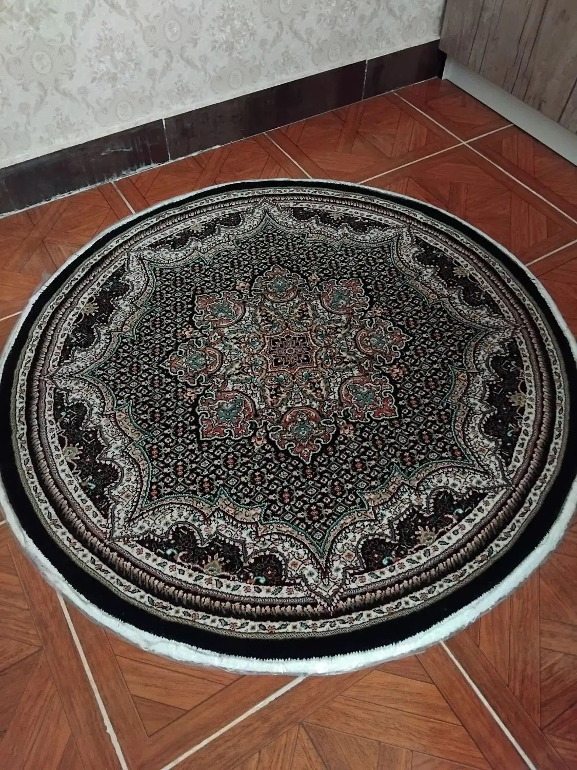 مبل ۷ نفره با میز و عسلی و سایر لوازم خانه|مبلمان خانگی و میز عسلی|اردبیل, |دیوار