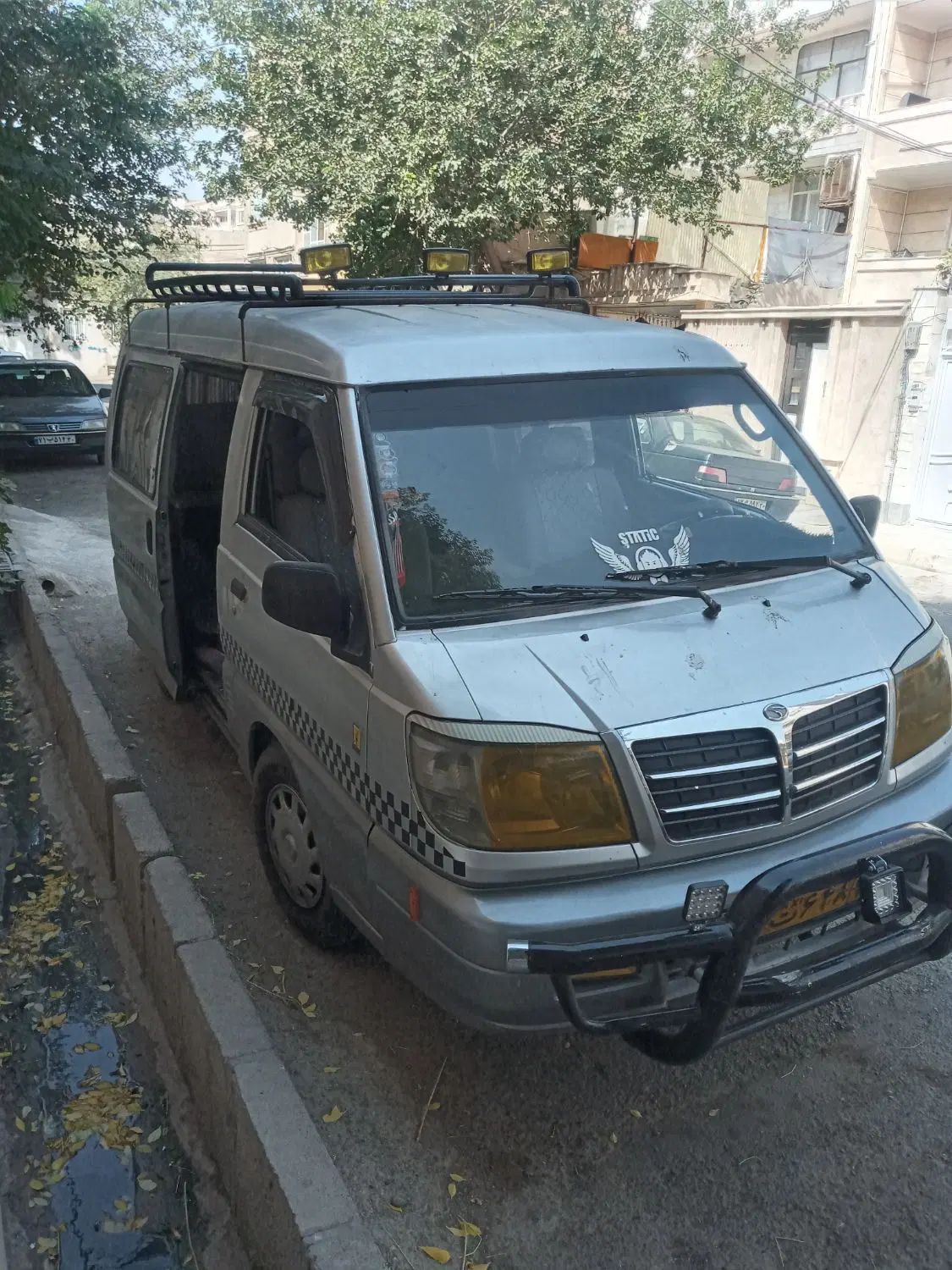 اجاره و ن دربستی سرویس شرکتها و ادار ۱۰ نفر|خدمات حمل و نقل|اردبیل, |دیوار