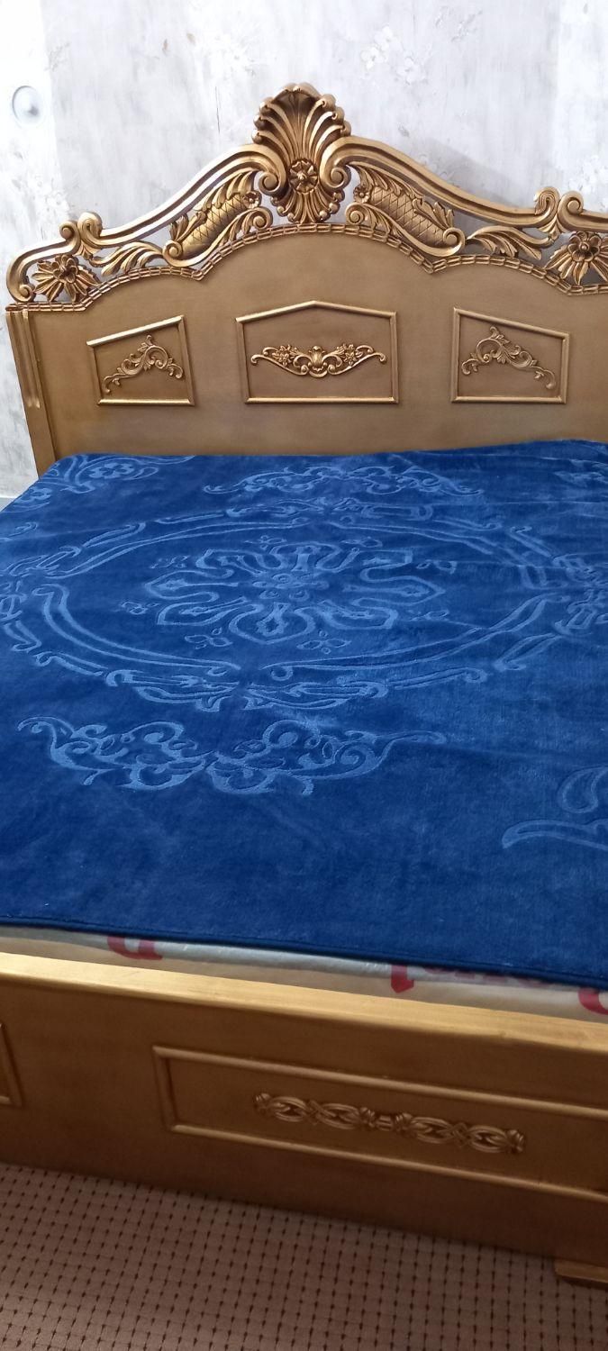 سرویس خواب دونفره سلطنتی|تخت و سرویس خواب|قوچان, |دیوار