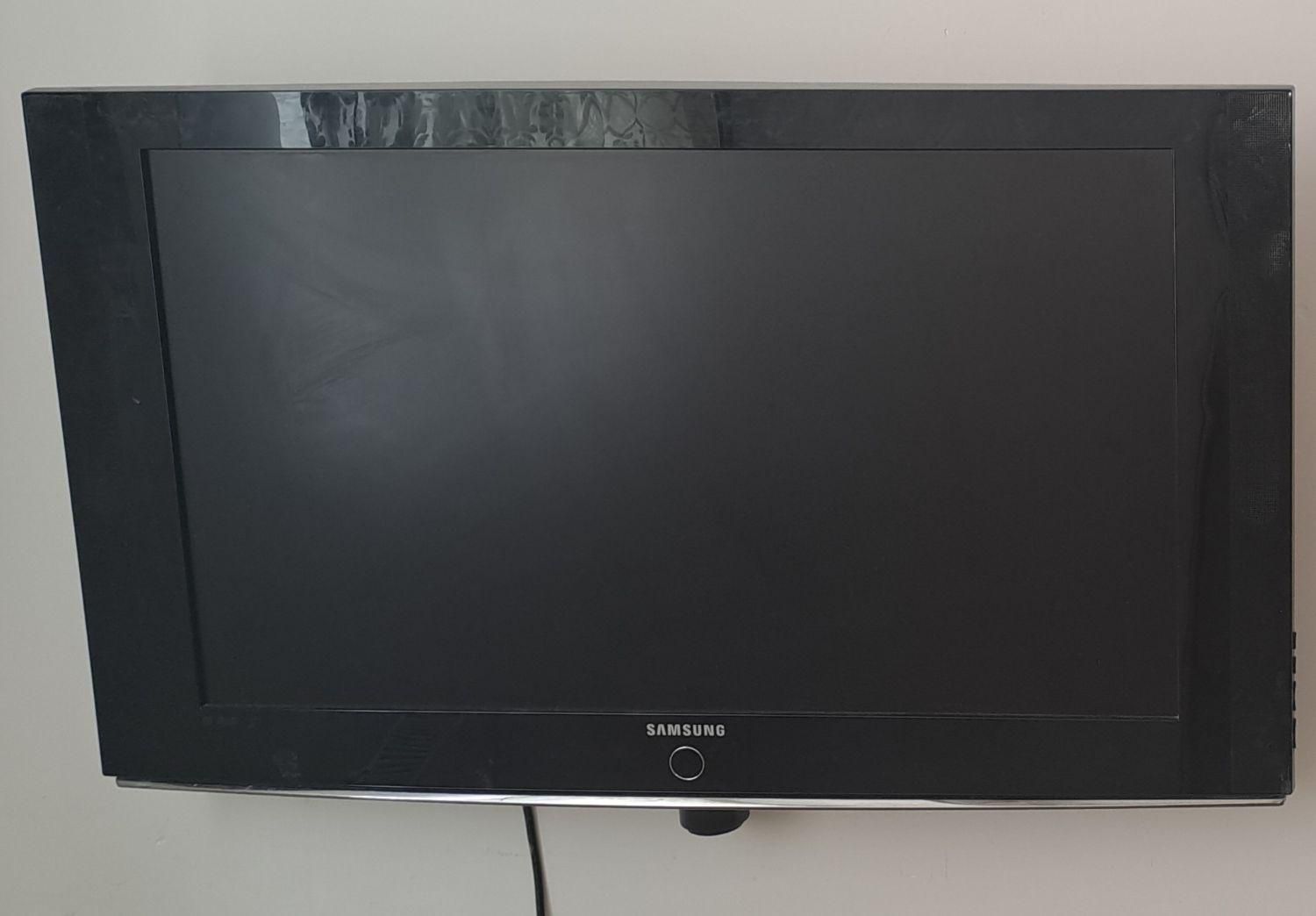 نصب پایه تلوزیون دیواری در گلبهار|خدمات پیشه و مهارت|گلبهار, شهر جدید گلبهار|دیوار