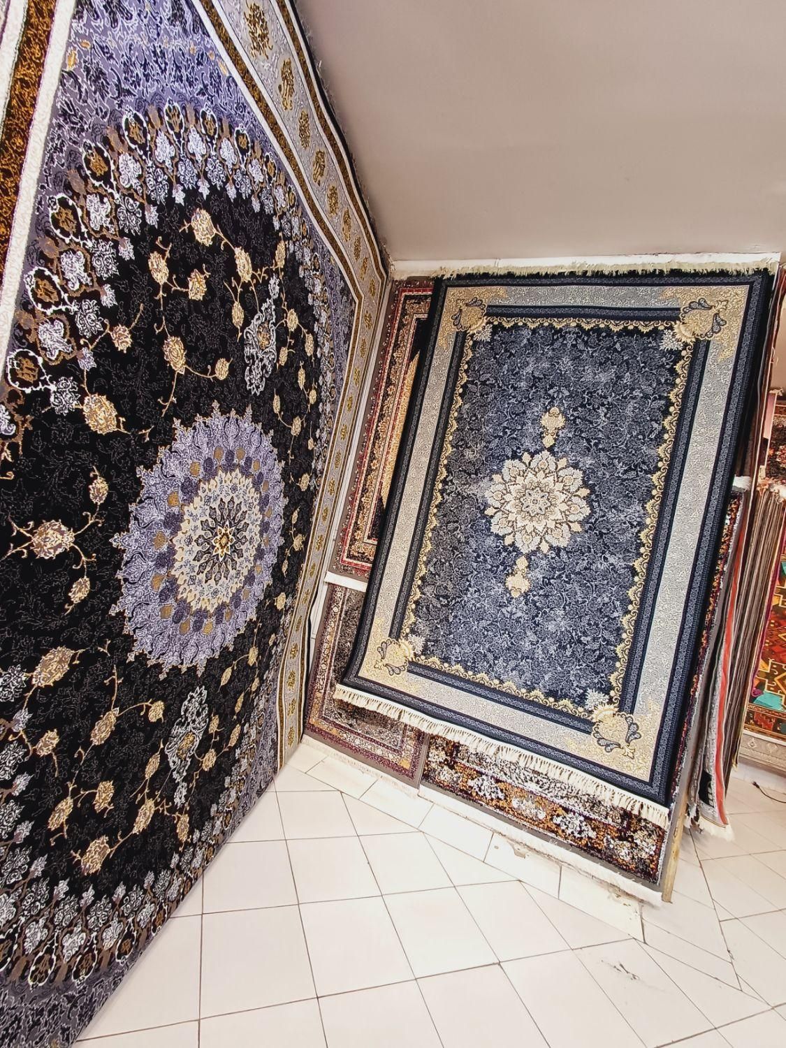 فرش آریانا تمام نخ bsf رنگ ثابت طرح ۷۰۰شانه|فرش|مشهد, طلاب|دیوار