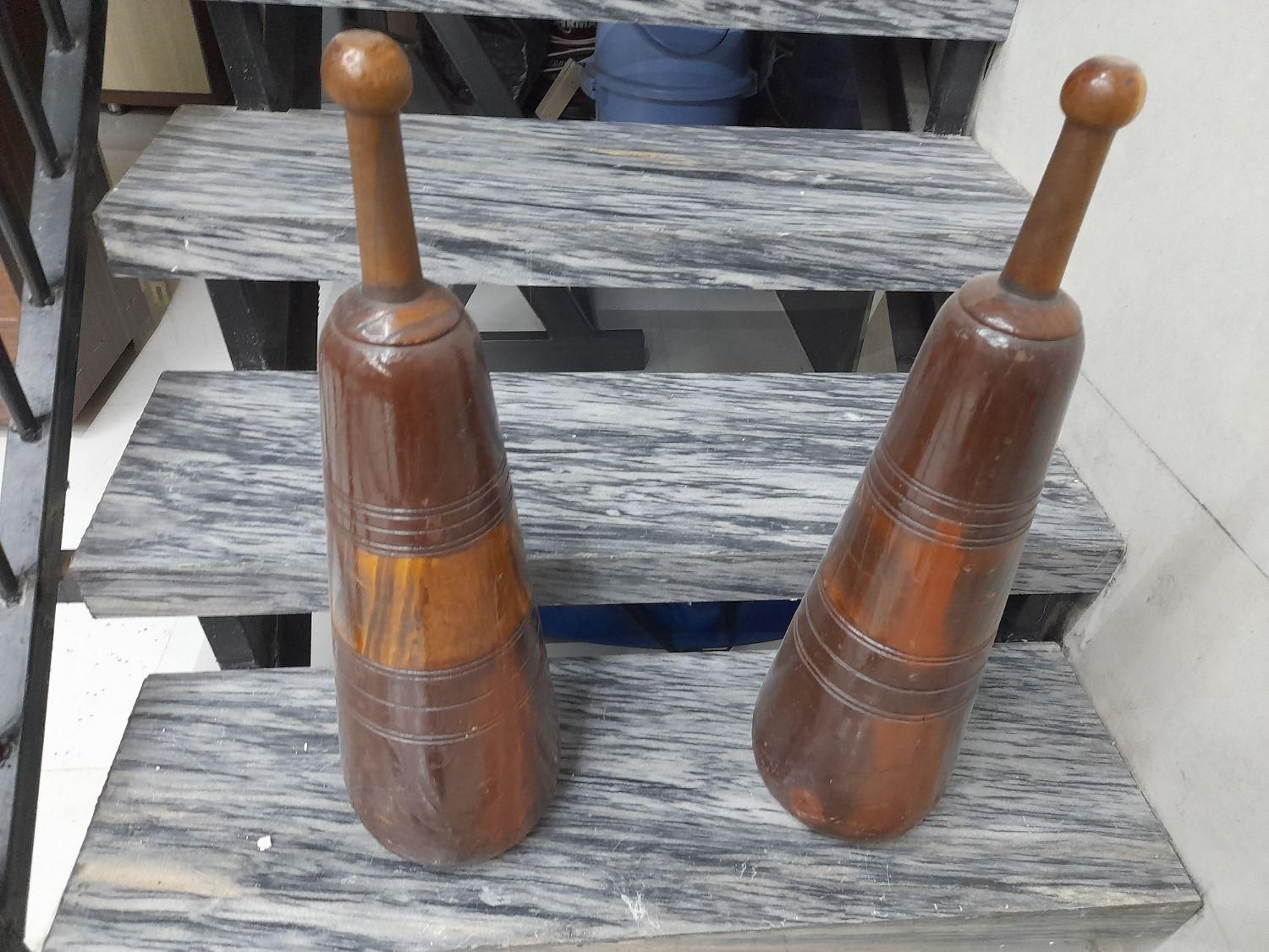 ۲جفت میل باستانی جنس خوب ومحکم|کلکسیون و سرگرمی|اصفهان, چشمه باقرخان|دیوار