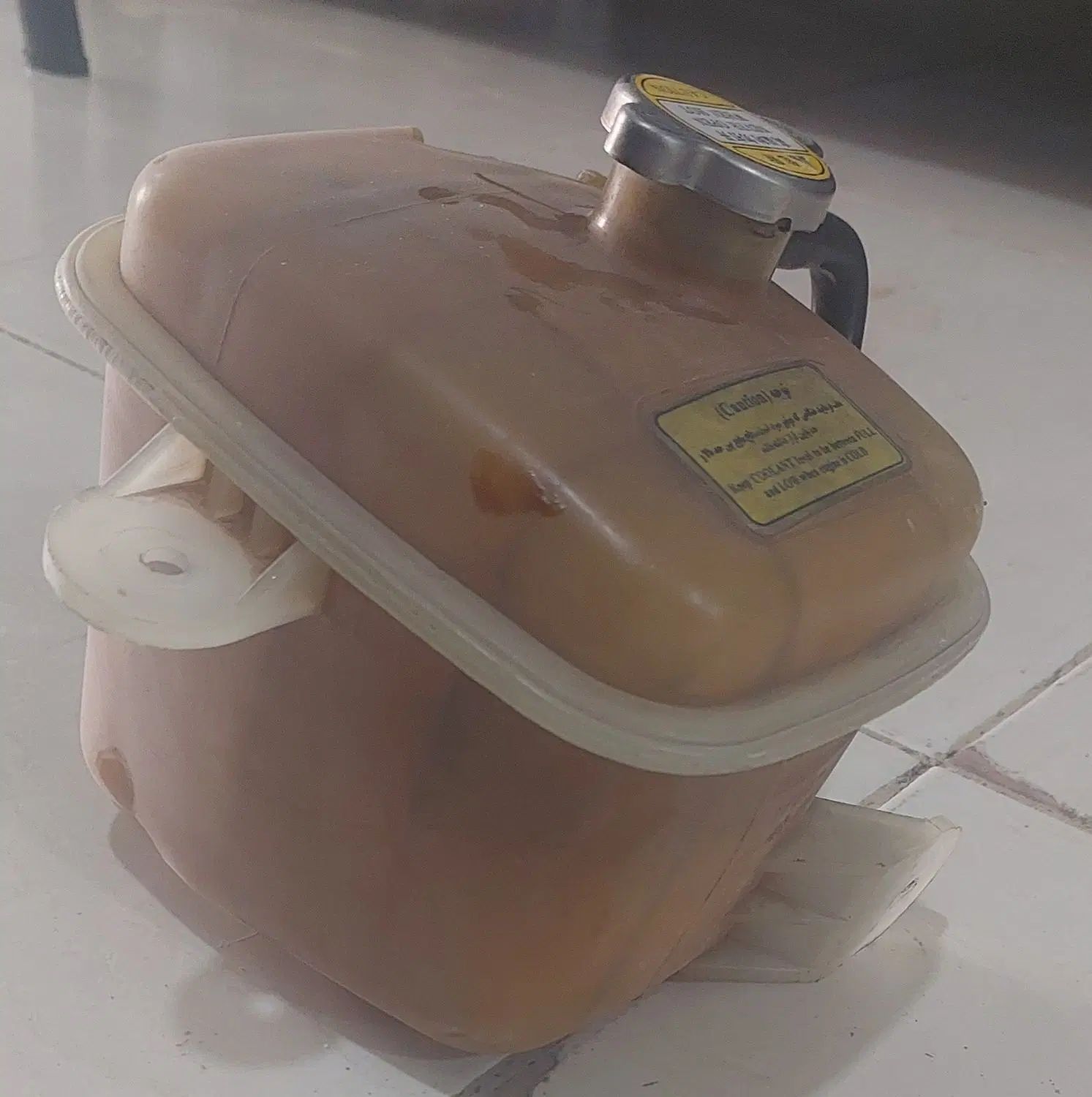 قمقمه رادیات s5 و جلوی کاپوت جکs5 و چراغ خطر ۲۰۶|قطعات یدکی و لوازم جانبی|قم, چهل درخت‎|دیوار
