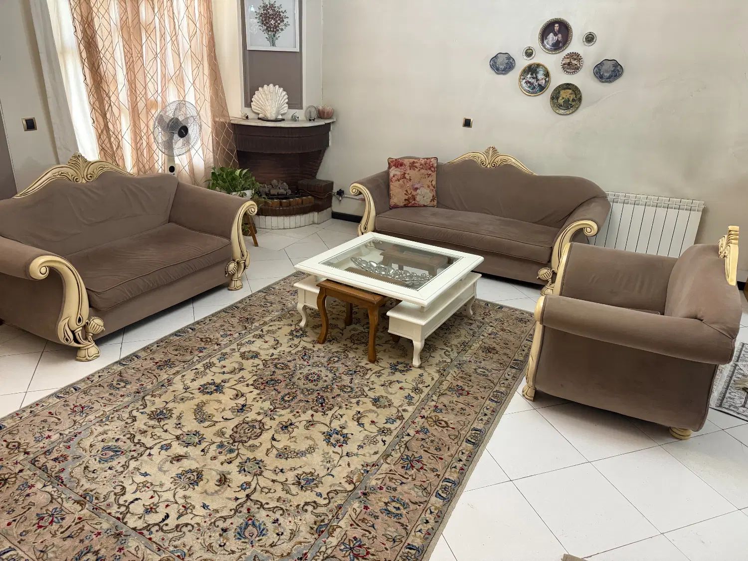 مبل ۷ نفره و میز وسط با دو عسلی|مبلمان خانگی و میز عسلی|تهران, مدائن|دیوار