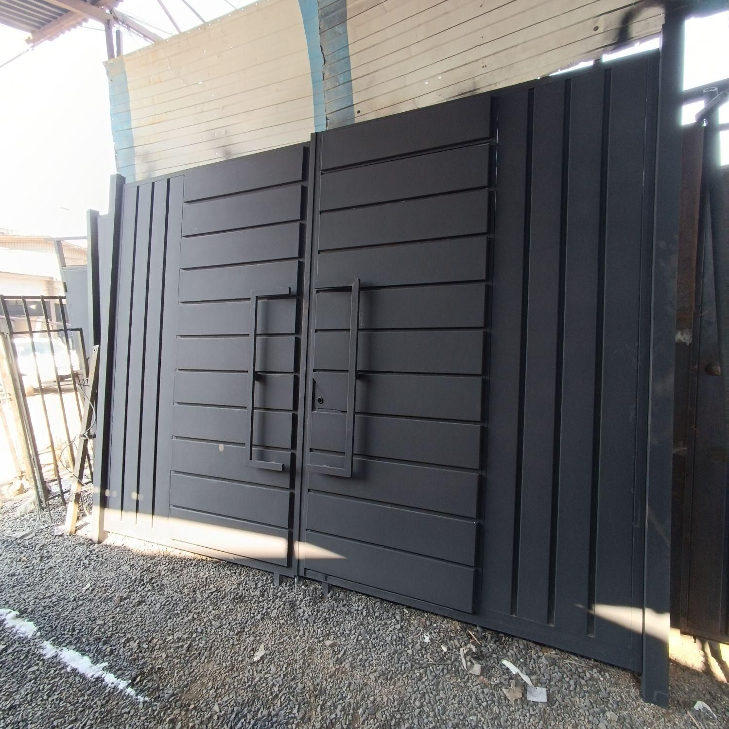 درب اهنی مدل مدرن وکلاسیک|مصالح و تجهیزات ساختمان|سیاهکل, |دیوار