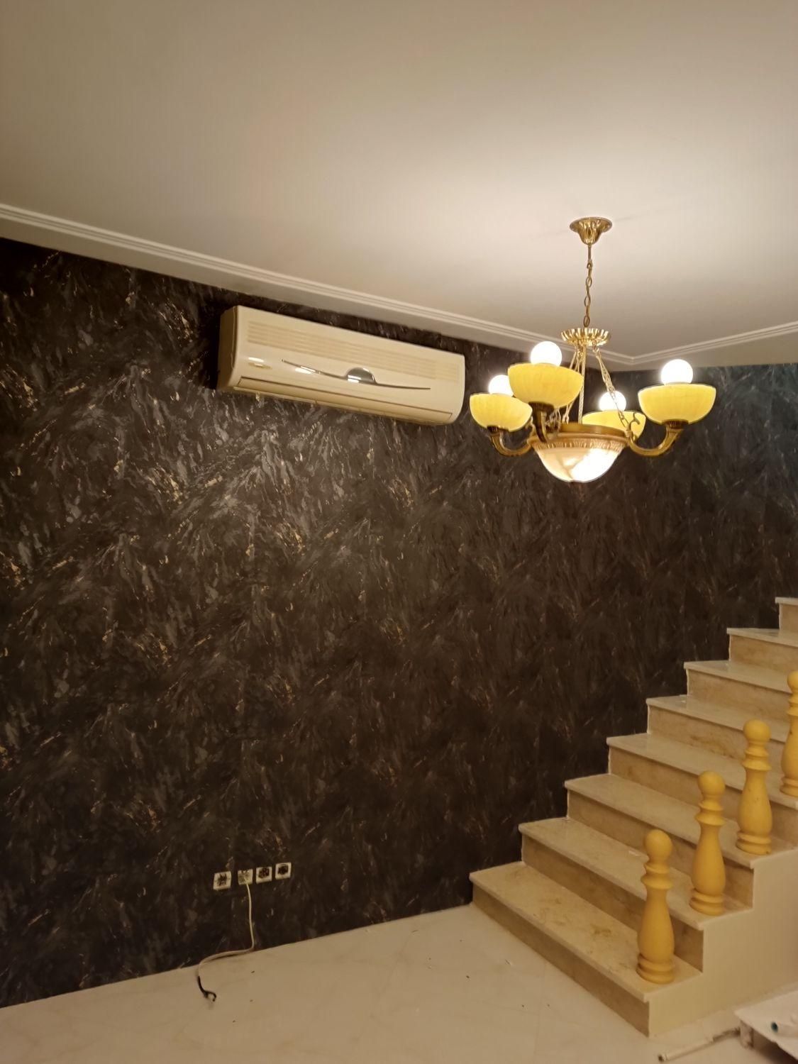 نصب حرفه ای کاغد دیواری و پوستر|خدمات پیشه و مهارت|کرج, گوهردشت|دیوار