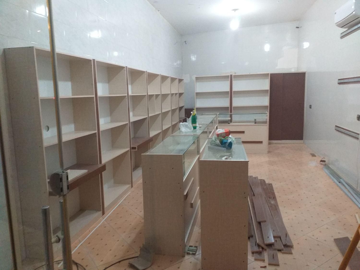 قفسه و ویترین|فروشگاه و مغازه|اصفهان, زیار|دیوار