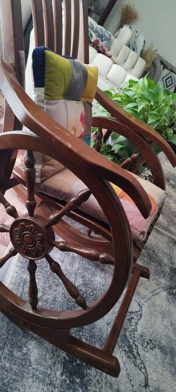 صندلی راک چوبی سنتی جنس چوبش خیلی محکم و مقاومه|صندلی و نیمکت|پاکدشت, پاکدشت (مامازند)|دیوار