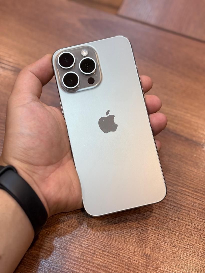 اپل iPhone 15 Pro Max با حافظهٔ ۲۵۶ گیگابایت|موبایل|بوشهر, |دیوار