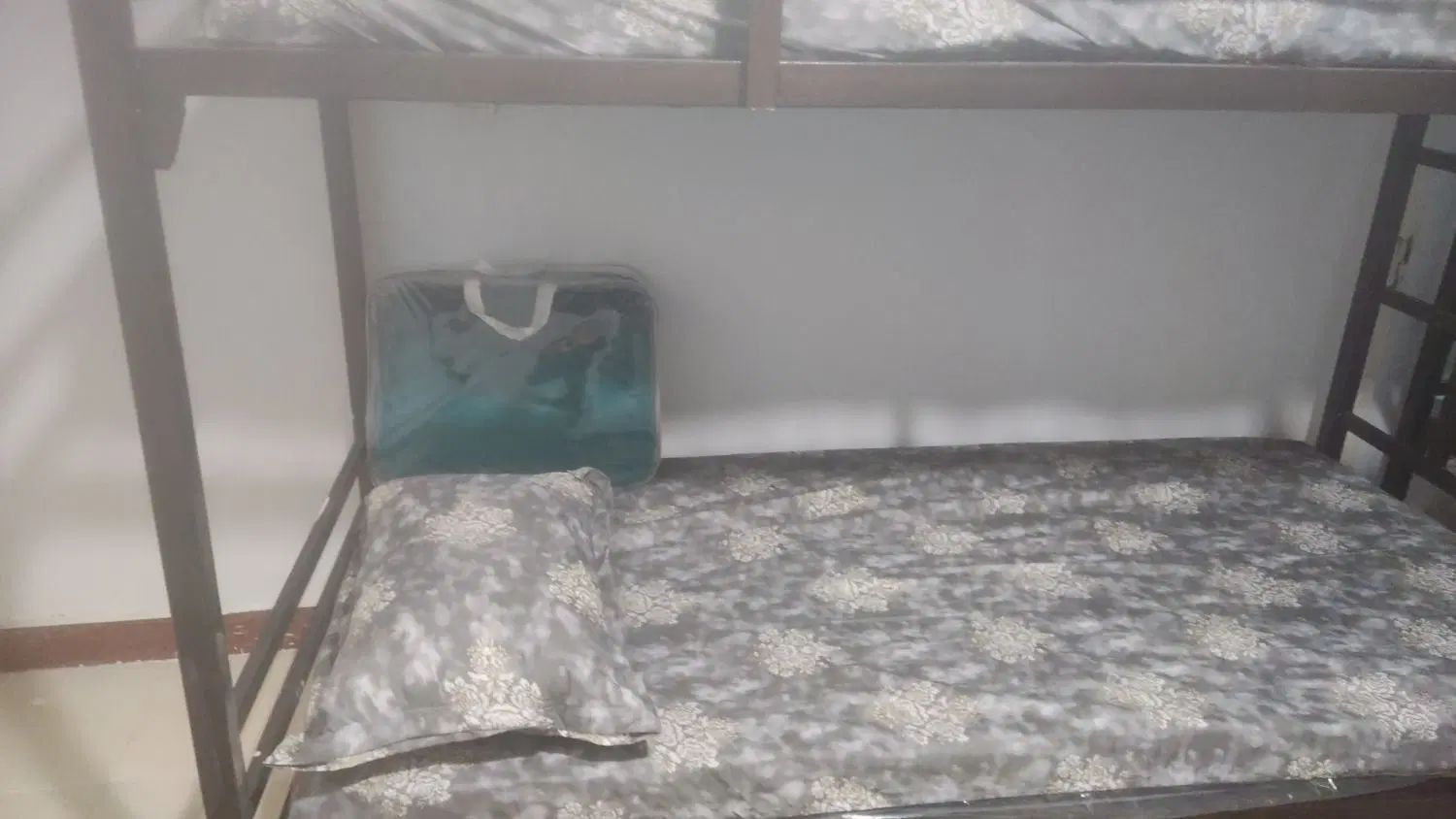 خوابگاه مردانه  ویژه افراد عادی و دانشجویان|اجارهٔ کوتاه‌مدت آپارتمان و سوئیت|کرج, باغستان|دیوار