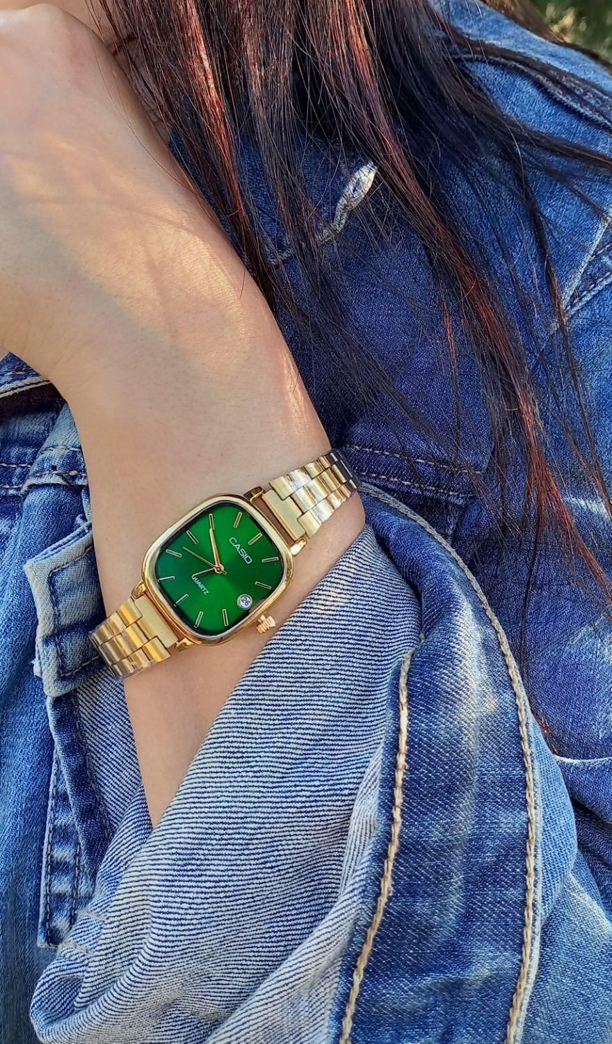 ساعت زنونه با ضمانت|ساعت|رشت, منظریه|دیوار