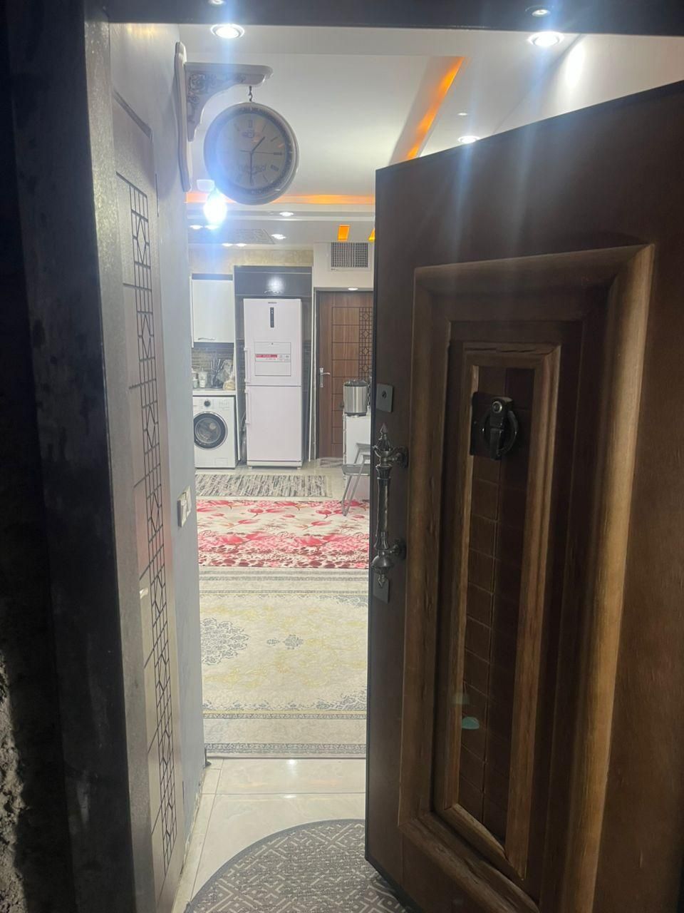 فروش آپارتمان ۶۰ متری ۱ خوابه در سلطان آباد|فروش آپارتمان|شیراز, شهرک گلها|دیوار