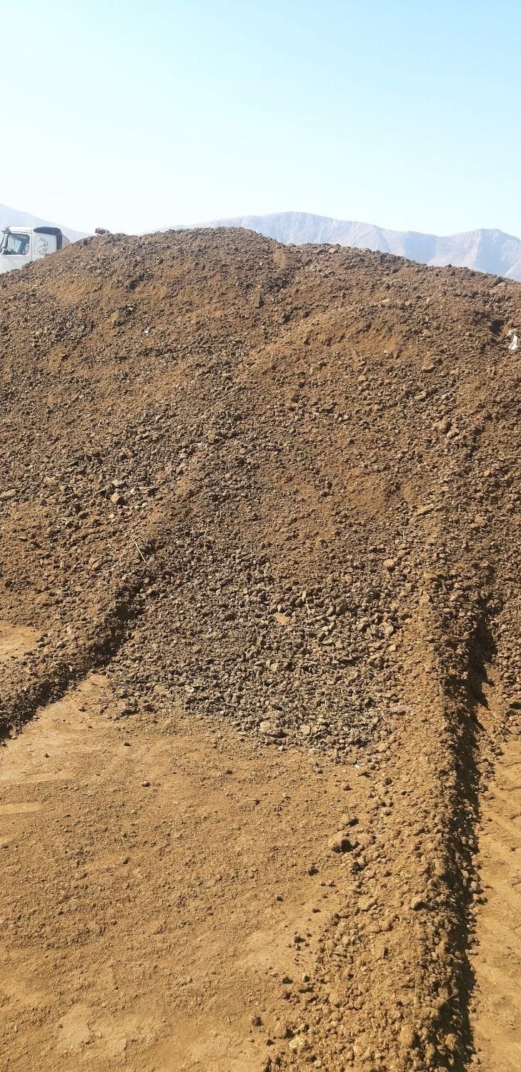 فروش ویژه کود خشک مستقیم از گاوداری|خدمات باغبانی و درختکاری|اصفهان, بهارستان|دیوار