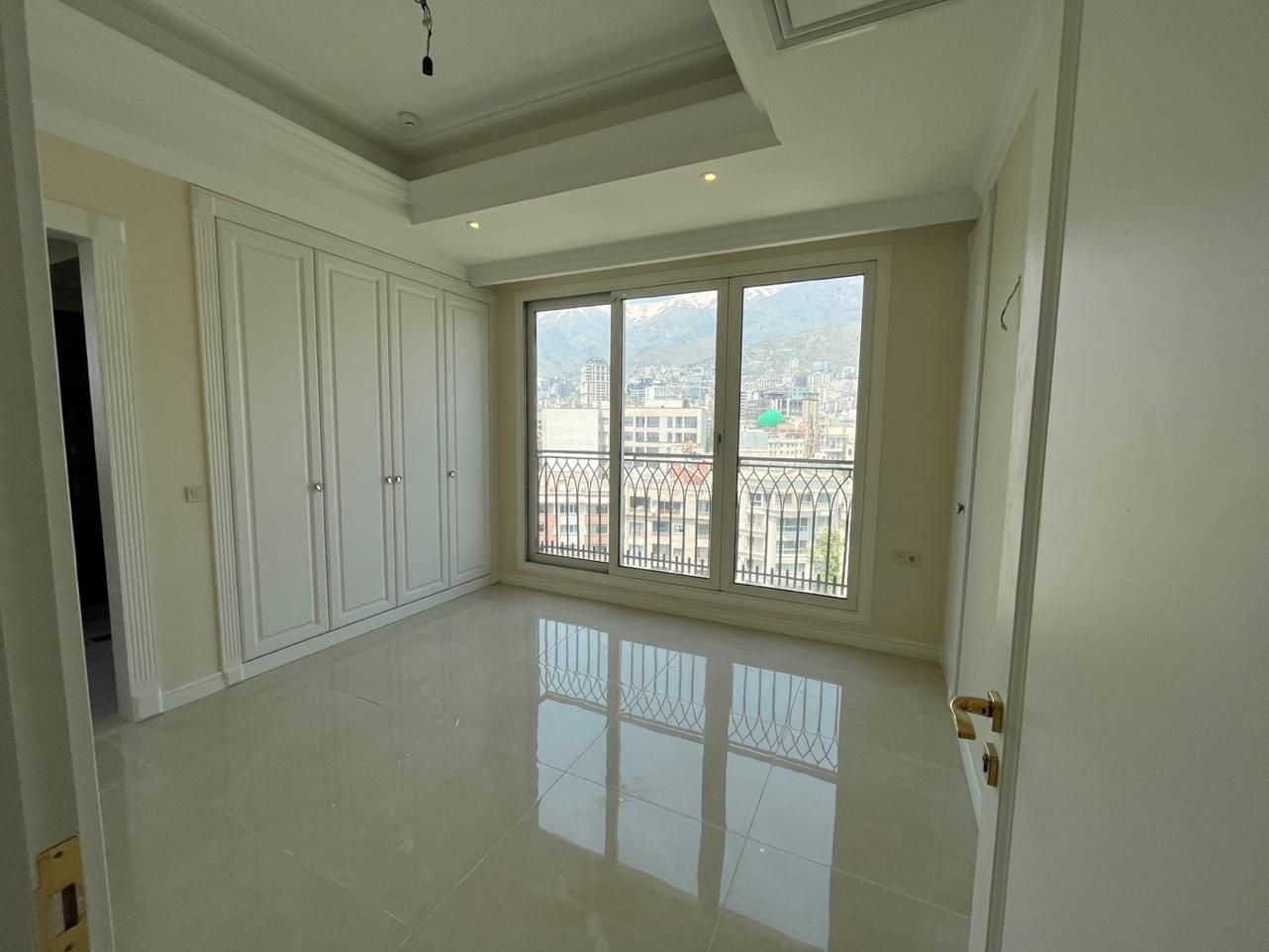 آپارتمان ۲۰۰ متری ۳ خوابه فرمانیه/ویو بدون مشرف|اجارهٔ آپارتمان|تهران, فرمانیه|دیوار