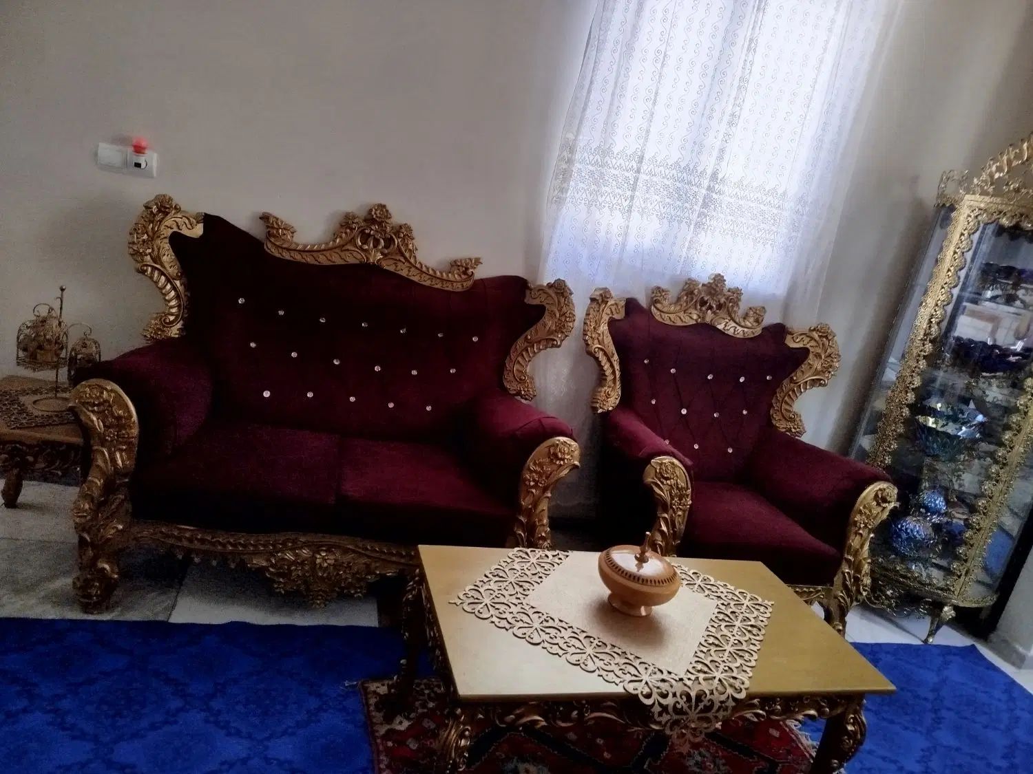 مبل هفت نفره با سه عدد جلو مبلی|مبلمان خانگی و میز عسلی|تهران, شکوفه (عبدل آباد)|دیوار