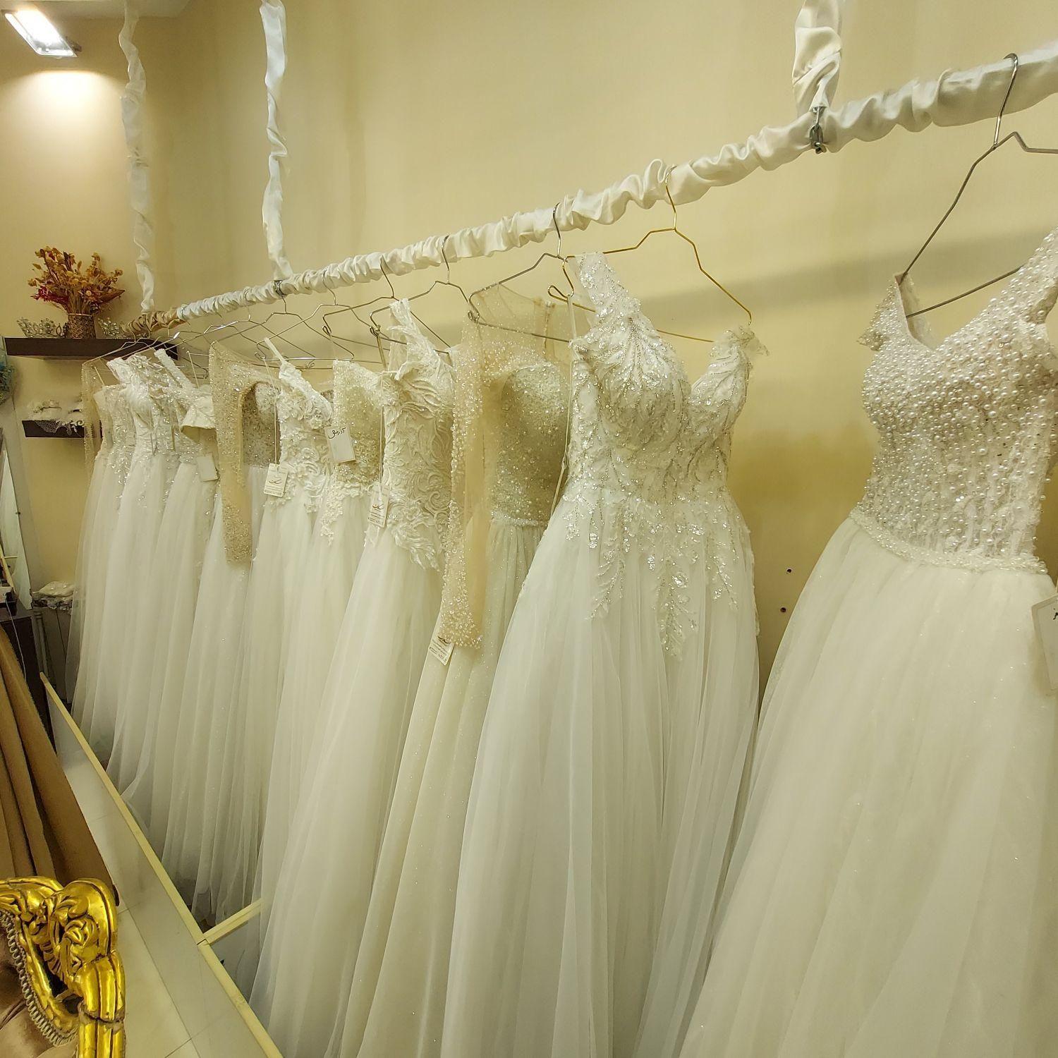 فروش لباس عروس به صورت تکی و عمده در چهارباغ|لباس|اصفهان, خلجا|دیوار