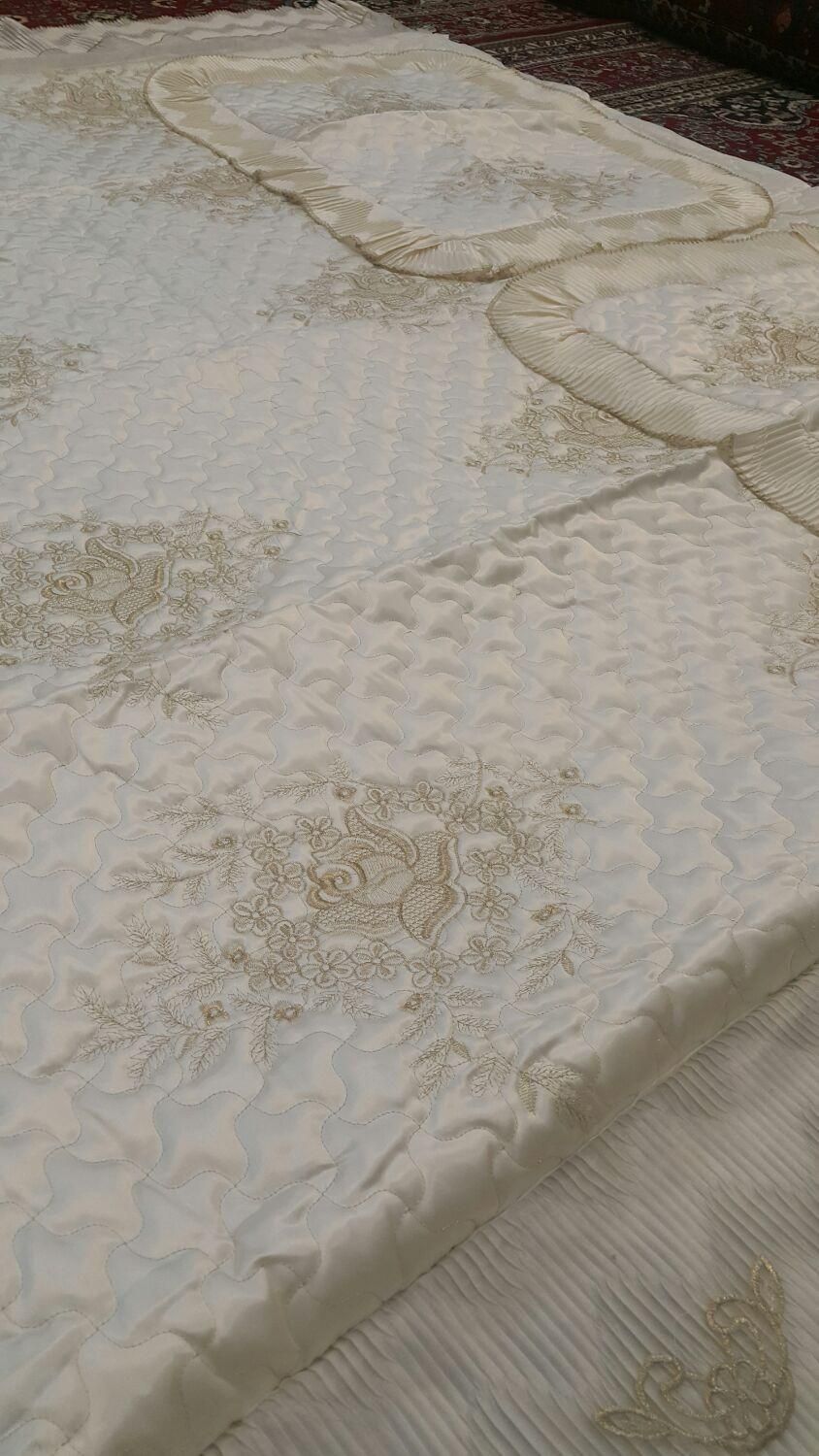 سرویس رو تختی جهیزیه نو آکبند|سرویس روتختی|شهرکرد, |دیوار