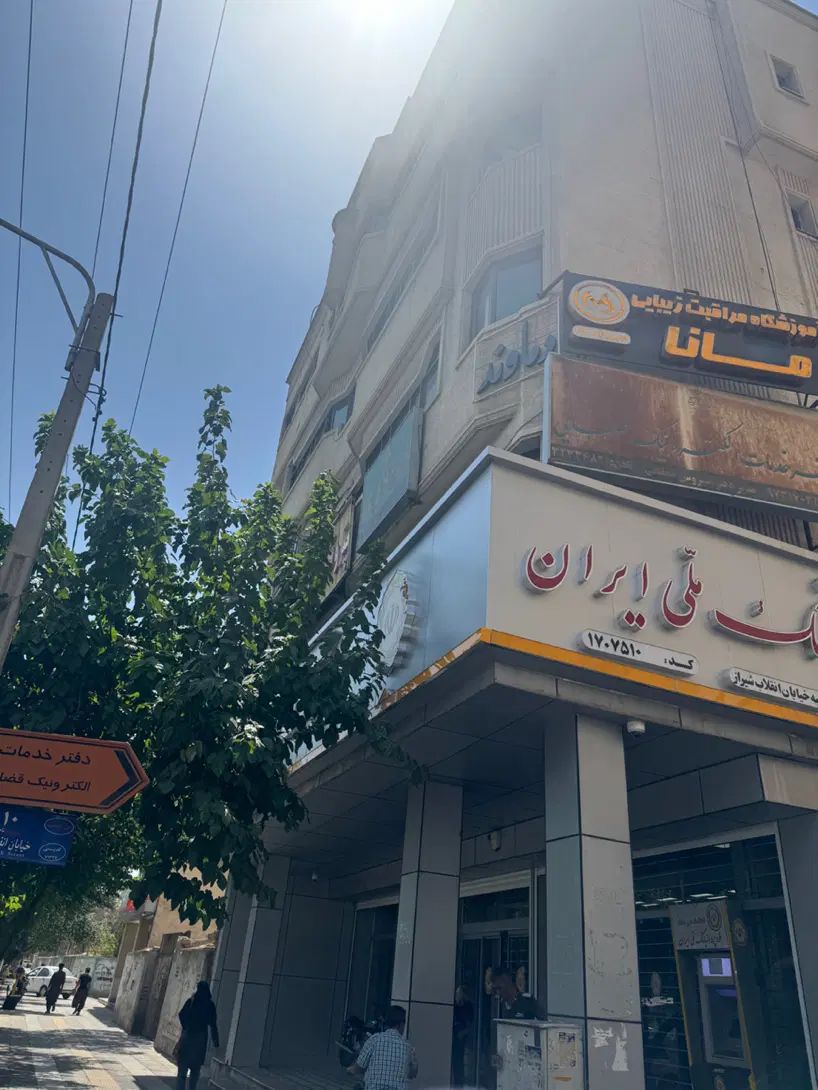آپارتمان اداری ۱۱۵ متر بر خیابان نادر سند تک برگ|فروش دفتر کار، اتاق اداری، مطب|شیراز, اصلاح‌نژاد|دیوار
