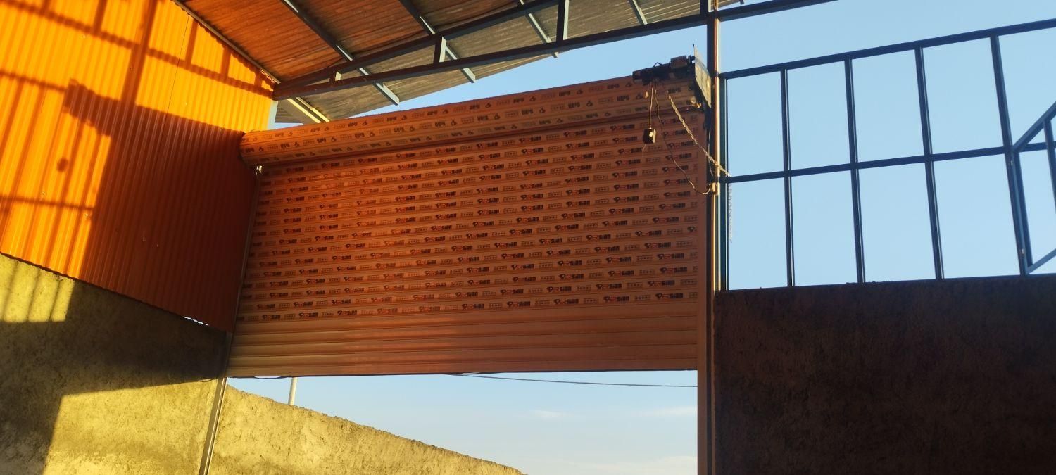 نصب پی وی سی ، جوشکاری ، سقف و ستون ، شیروانی|خدمات پیشه و مهارت|نجفآباد, امام خمینی|دیوار