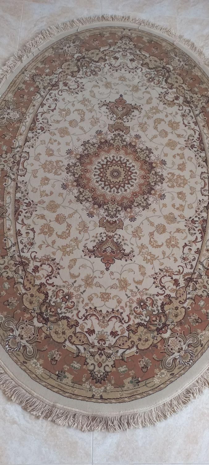 فرش بیضی مهستان|فرش|تبریز, |دیوار