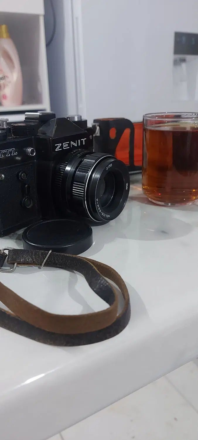 دوربین ZENIT  شوروی سوسیالیستی ۱۹۷۷|کلکسیون اشیاء عتیقه|تهران, ونک|دیوار