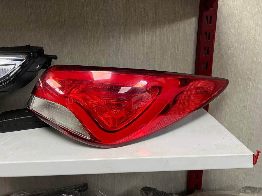 چراغ عقب هیوندا سوناتا وای اف YF سوناتا ال اف LF|قطعات یدکی و لوازم جانبی|تهران, ایوانک|دیوار