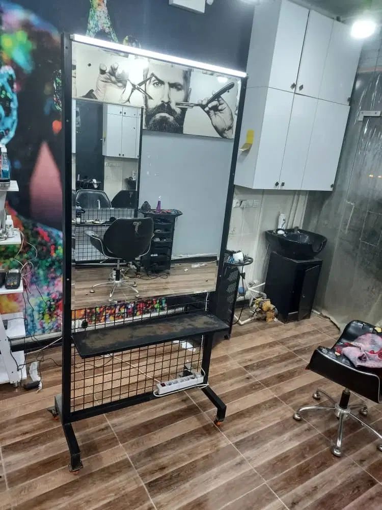 میز متحرک آرایشگاه و دستگاه بخور سر و صورت|آرایشگاه و سالن‌های زیبایی|اهواز, پردیس|دیوار