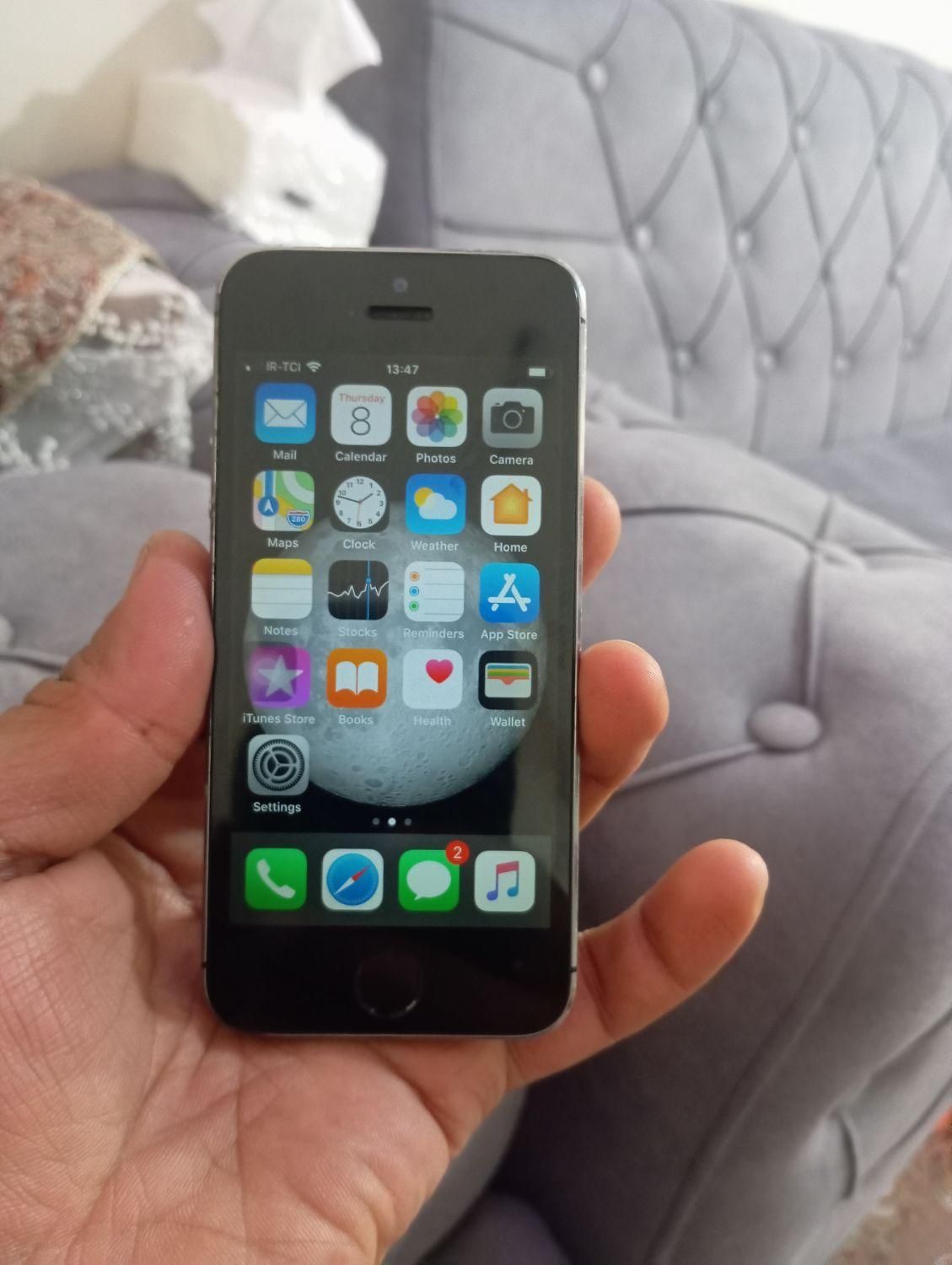 اپل iPhone 5s با حافظهٔ ۱۶ گیگابایت|موبایل|تهران, استخر|دیوار