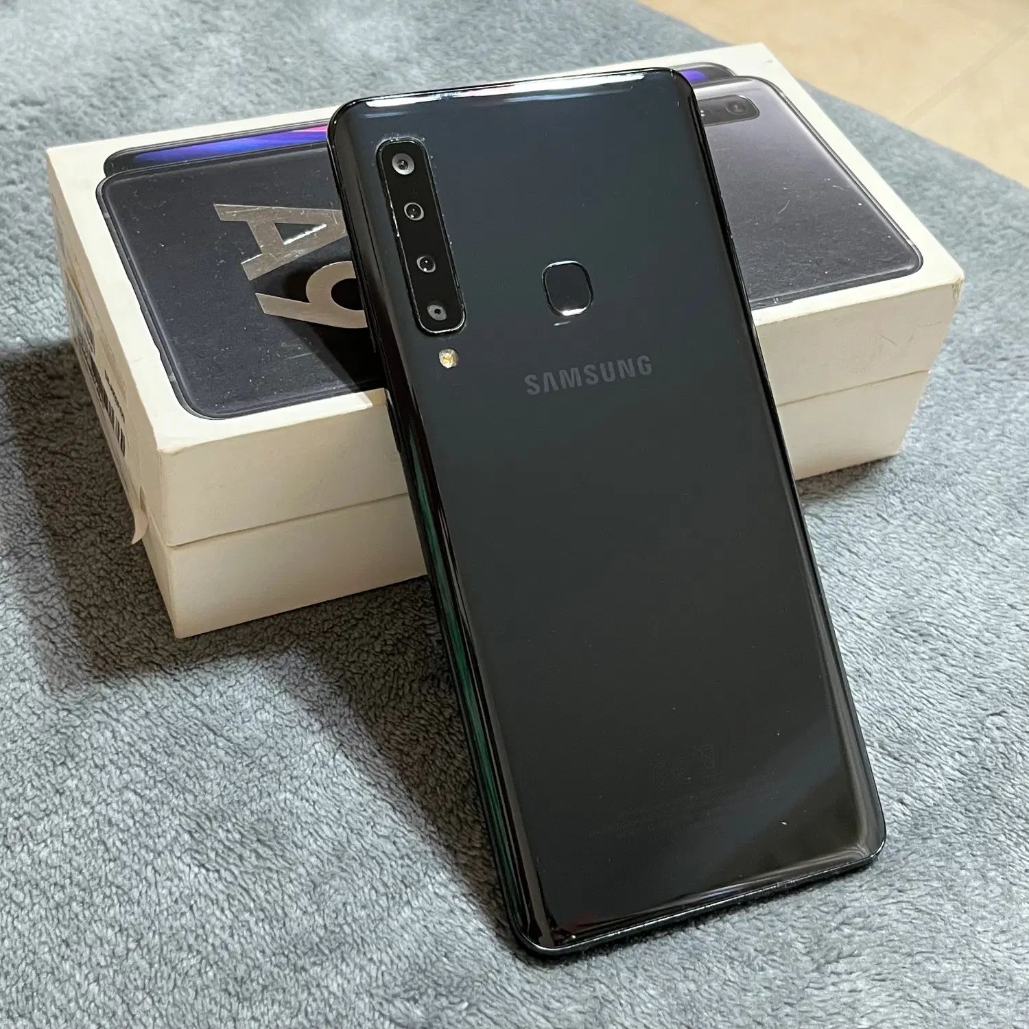 سامسونگ galaxy A9 (2018)|موبایل|تهران, فلسطین (میدان انقلاب)|دیوار