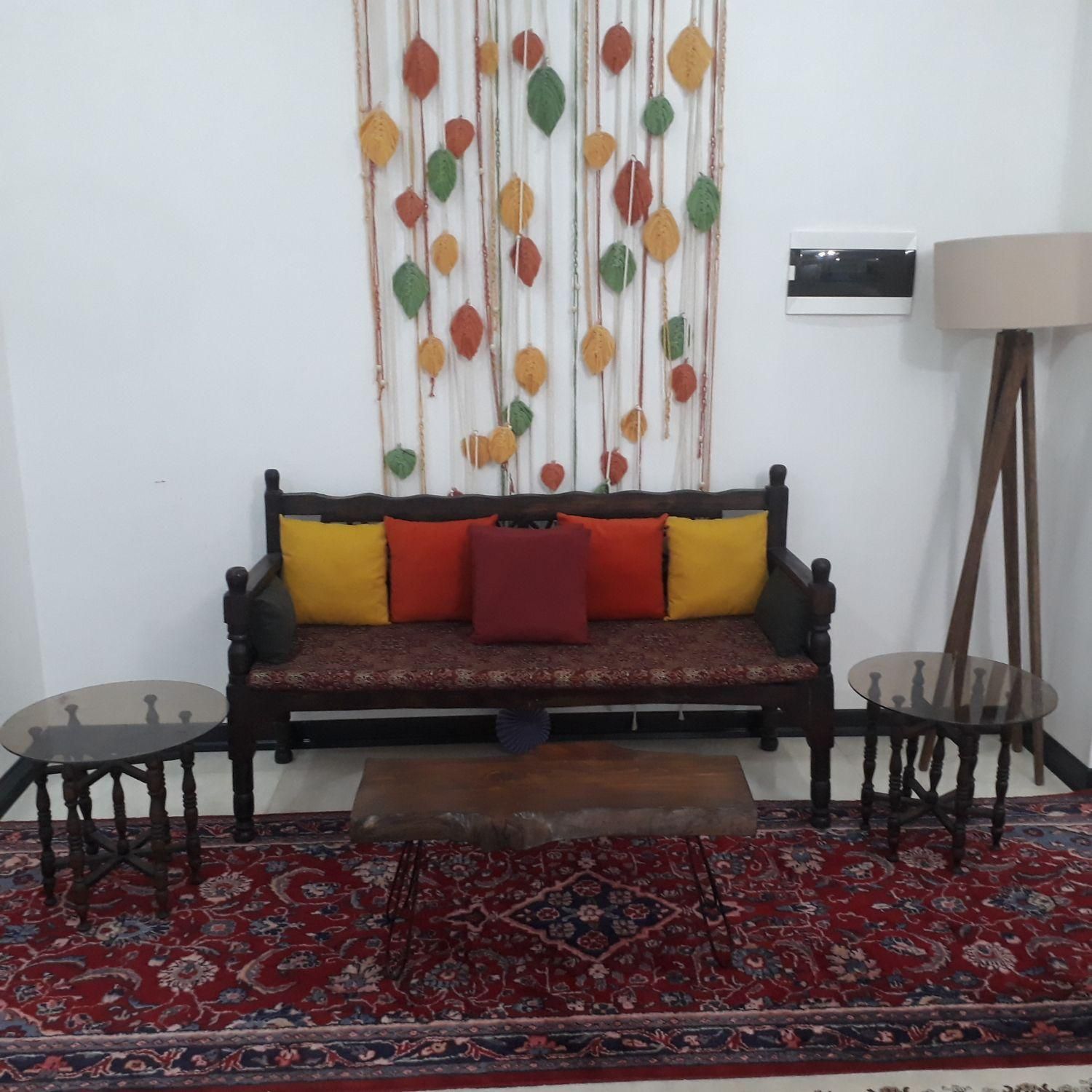 میز، تخت سنتی، آباژور|مبلمان خانگی و میز عسلی|رباط‌کریم, |دیوار