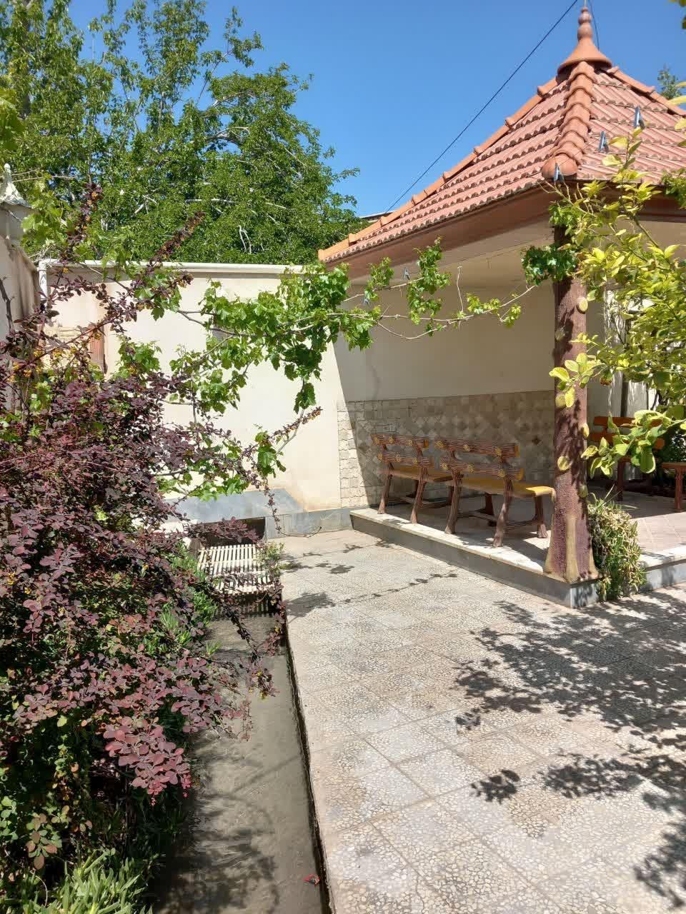 ویلا نزدیک باغ تاریخی فین منطقه خوش آب هوا|اجارهٔ کوتاه‌مدت ویلا و باغ|کاشان, فین کوچک|دیوار