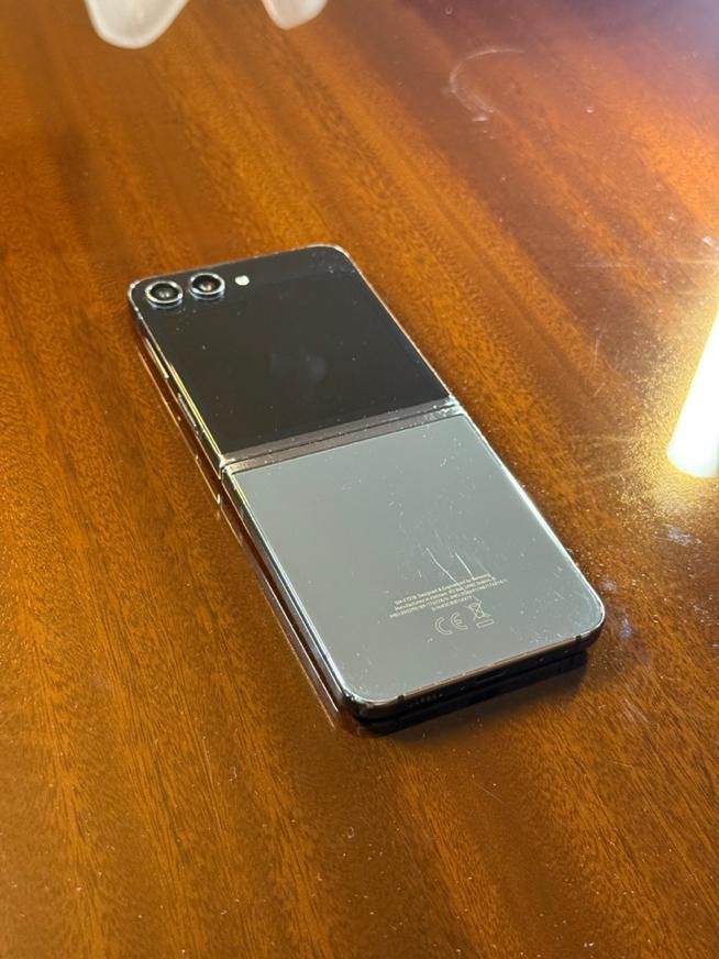 Galaxy z flip 5|موبایل|تهران, مجیدیه|دیوار