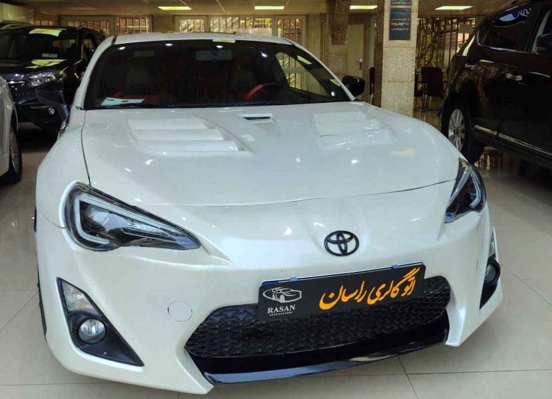 تویوتا GT 86 اتوماتیک، مدل ۲۰۱۳ /اقساط آسان/چک|خودرو سواری و وانت|تهران, نارمک|دیوار
