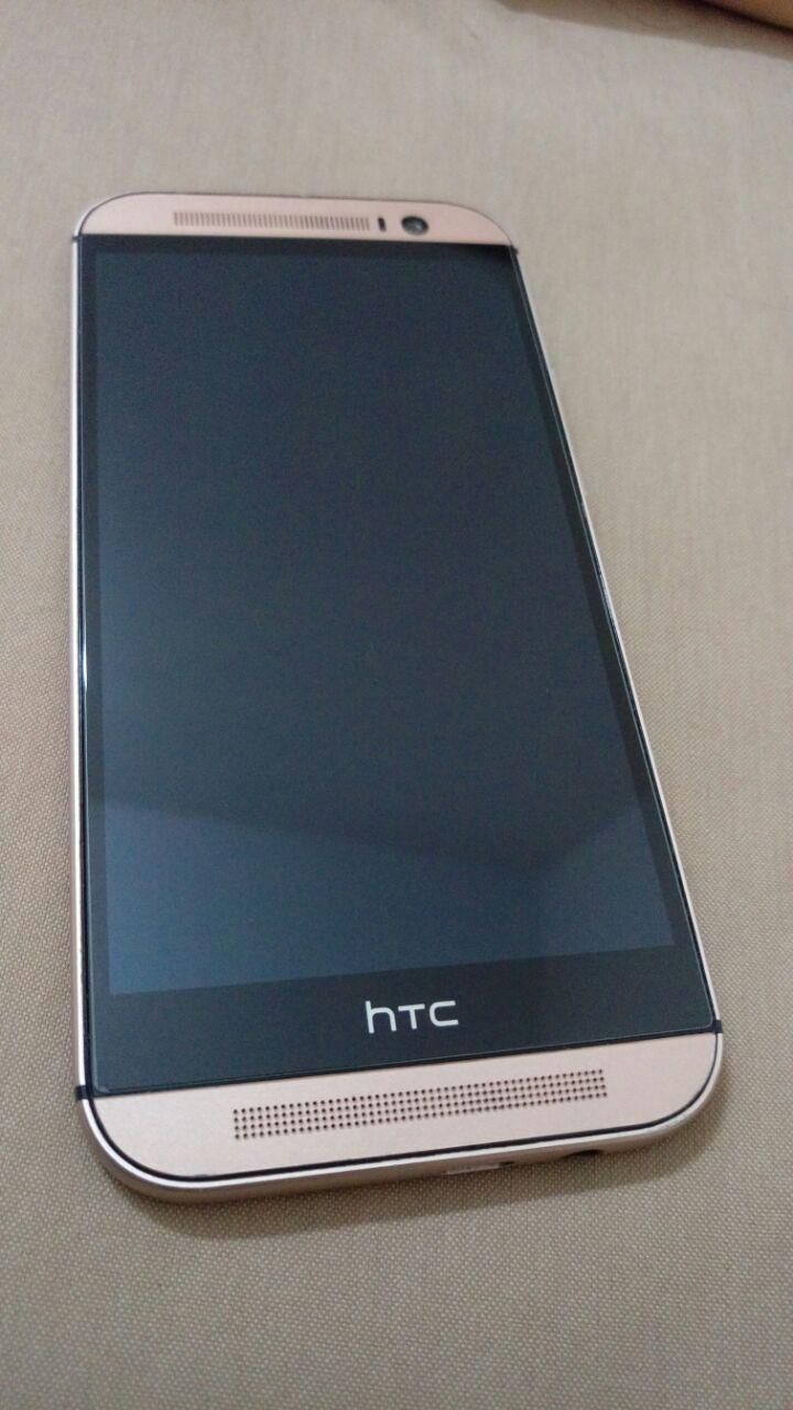 HTC One M8|موبایل|اصفهان, باغ دریاچه|دیوار