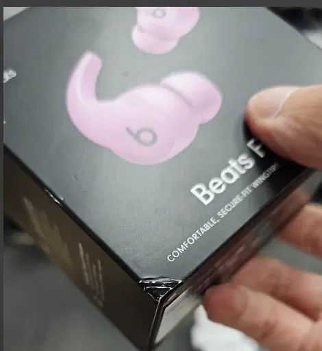 Beats fit pro|لوازم جانبی موبایل و تبلت|تهران, میدان ولیعصر|دیوار