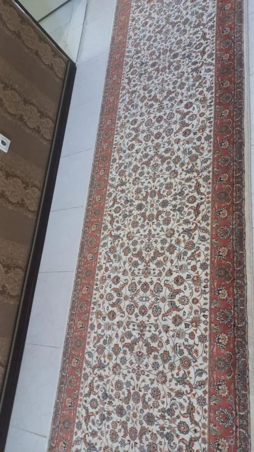 فرش ۲۰ متری با تراکم بالا و ۷۰۰شانه به همراه کناره|فرش|مشهد, الهیه|دیوار