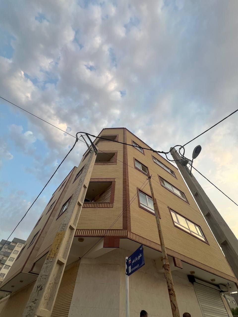 شخصی ساز،برخیابان،آسانسوردار(املاک برادران‌فتحی)|فروش آپارتمان|سهند, |دیوار