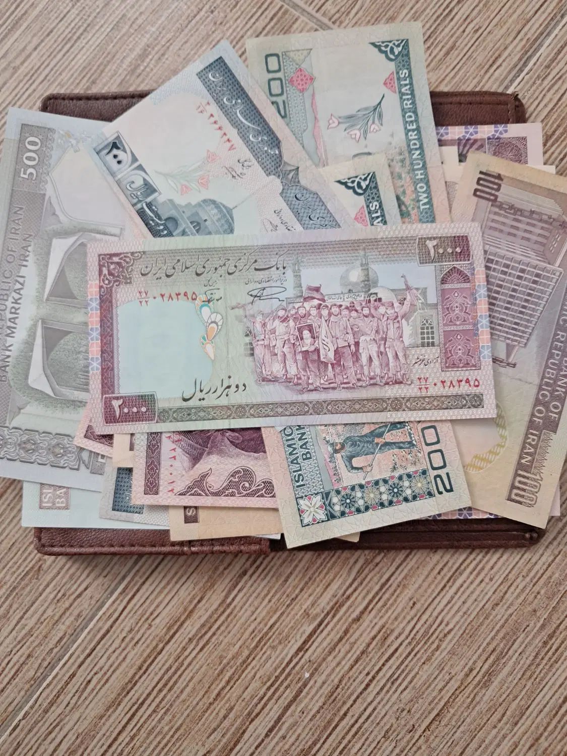 پول کلکسیونی خشک خشک|کلکسیون سکه، تمبر، اسکناس|اصفهان, قائمیه|دیوار