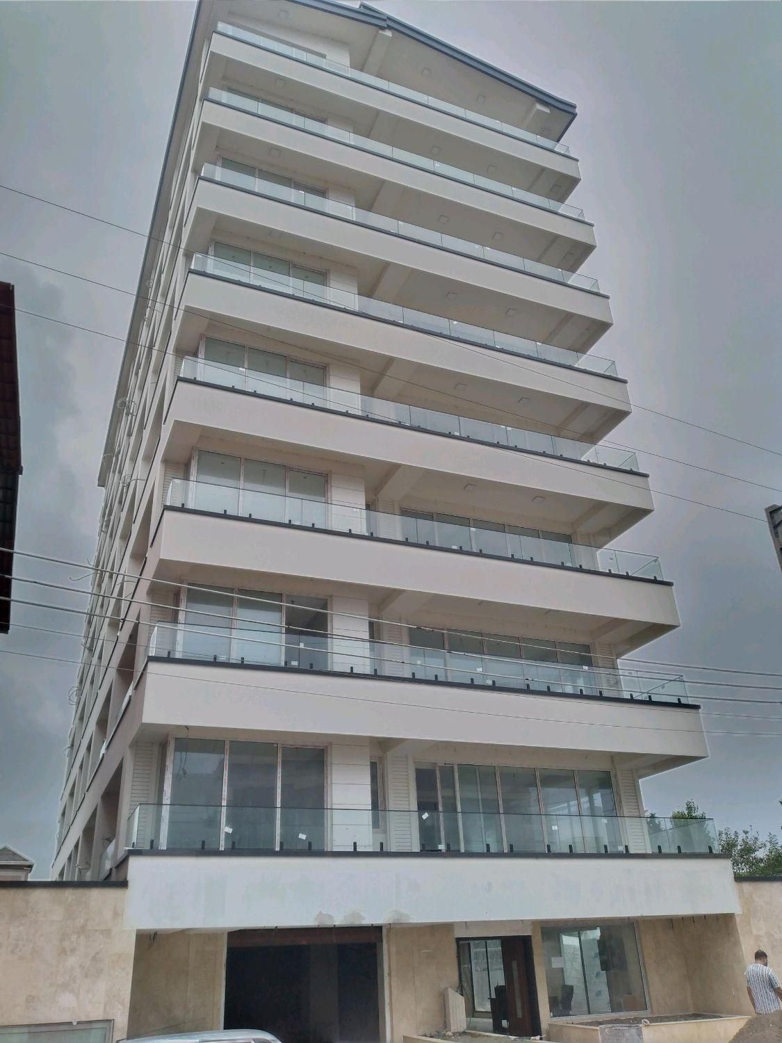 اجاره اپارتمان نوساز ۲۰۰ متری با لابی(امینی)|اجارهٔ آپارتمان|نور, |دیوار