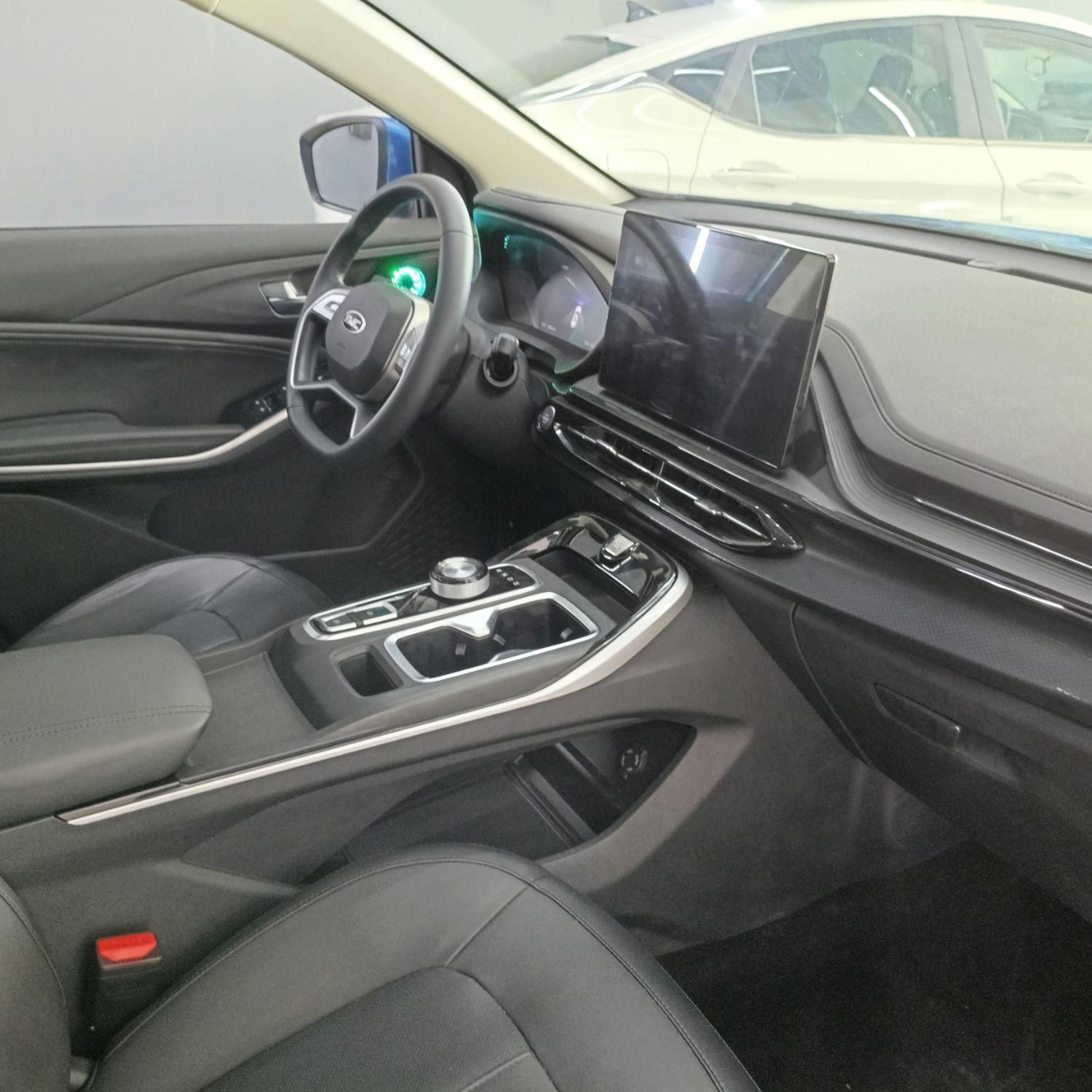 ثبت نام Kmc X5 تحویل فوری در نمایندگی احمدی نژاد|خودرو سواری و وانت|کرمان, |دیوار