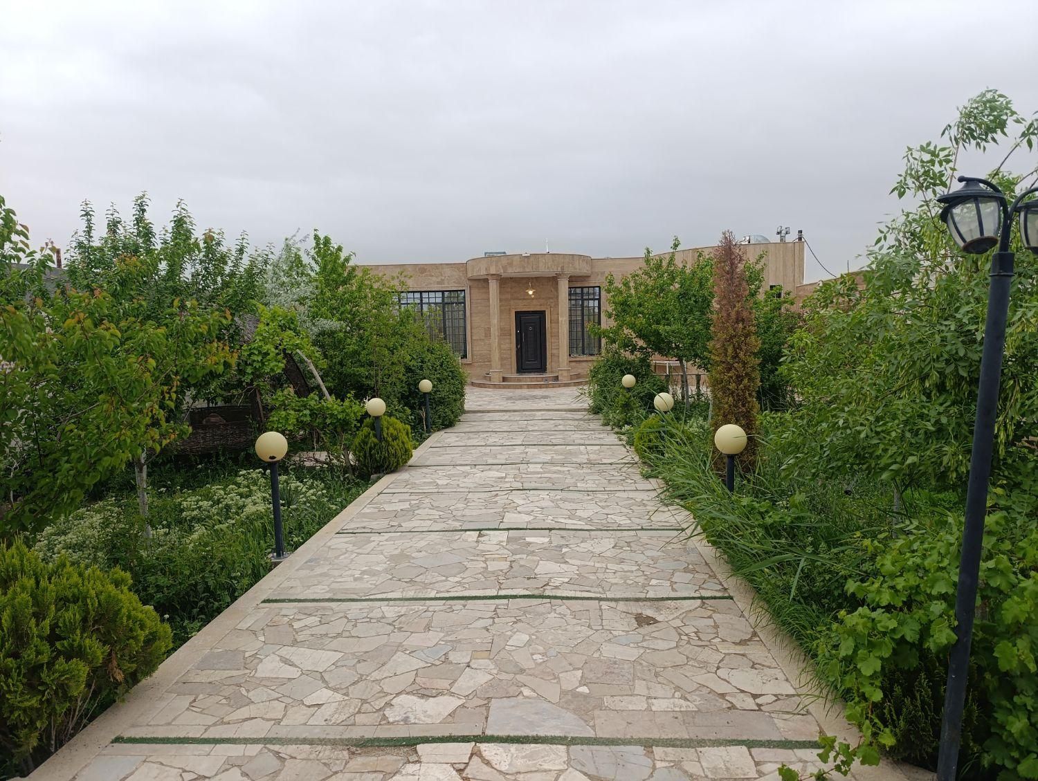 اجاره باغ استخر داخل و کودک شاهنامه|اجارهٔ کوتاهمدت ویلا و باغ|مشهد, توس فردوسی|دیوار