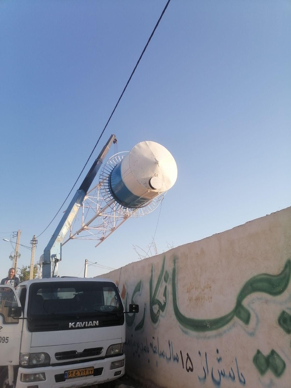 کفی جرثقیل سه تن دکل بلند دارای گواهینامه مهارت|خدمات حمل و نقل|کرج, شهرک بنفشه|دیوار