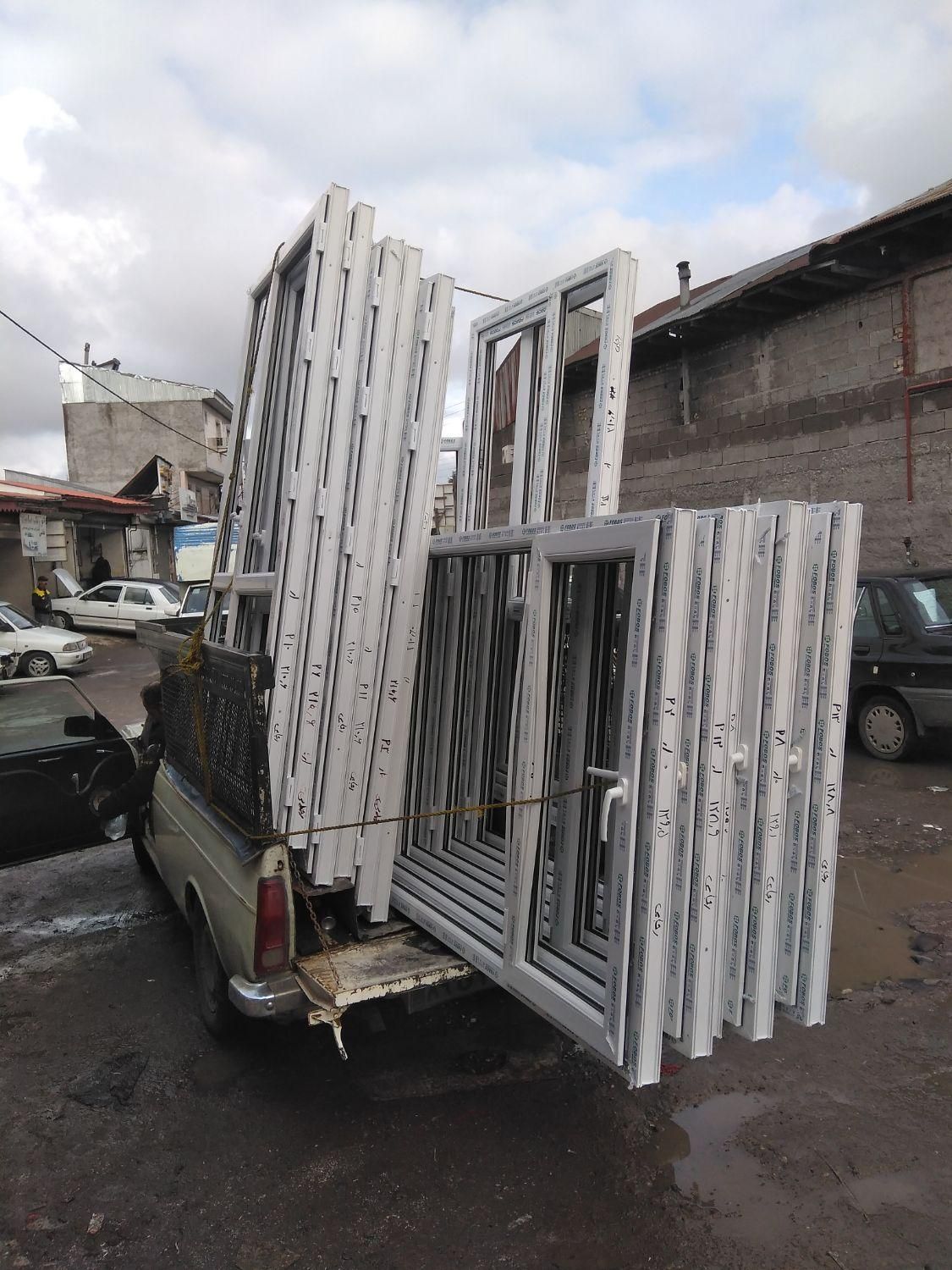 تولیدکننده درب وپنجره دوجداره upvc ودرب ضدسرقت|خدمات پیشه و مهارت|رشت, آب و برق|دیوار