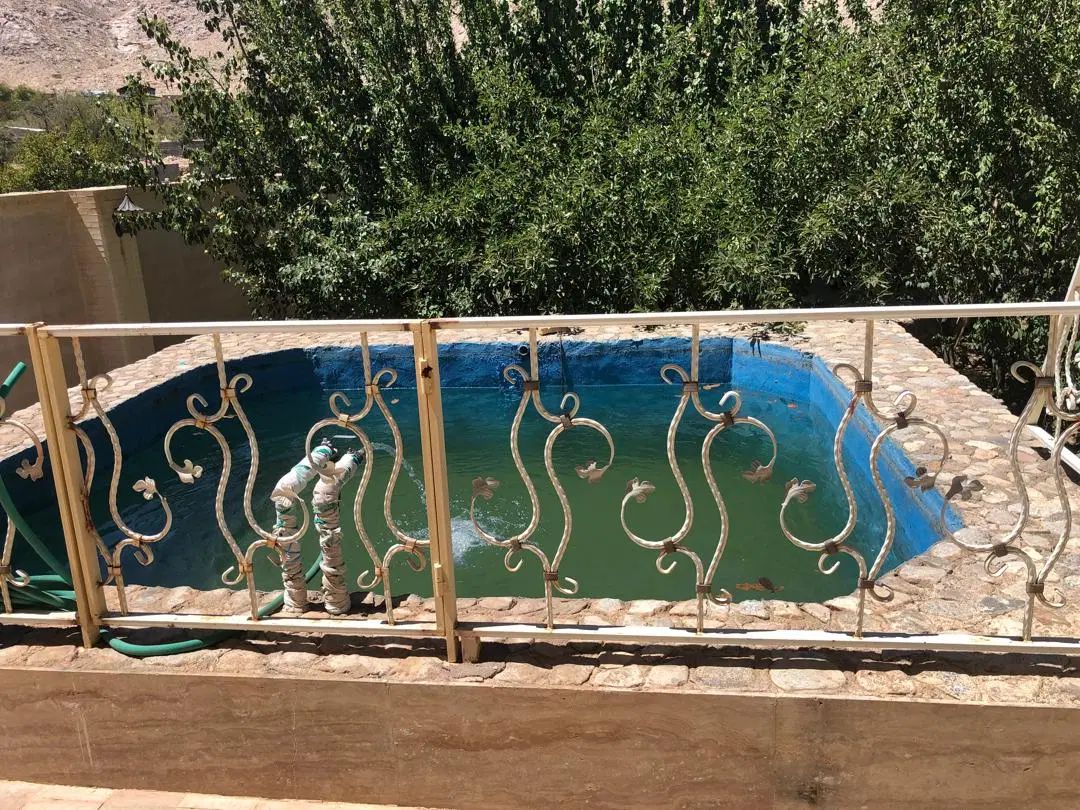 سانیج ۳۵۰ متر چاه آب استخر درختکاری حیاط سازی|فروش خانه و ویلا|تفت, |دیوار