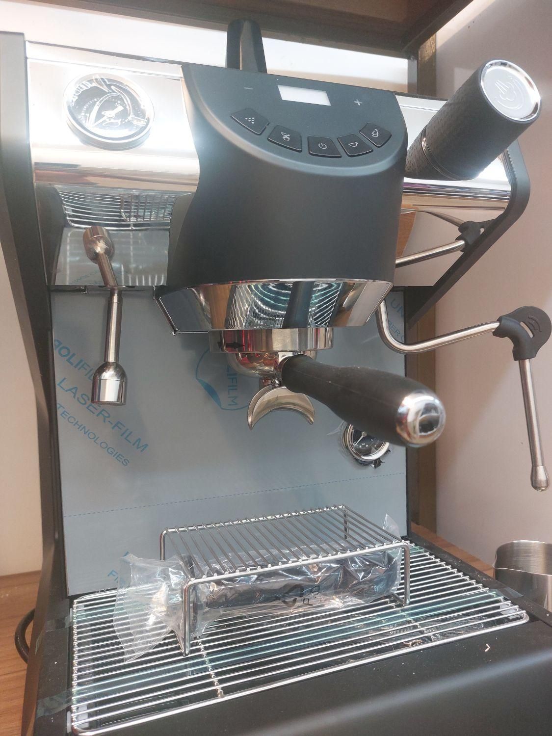 قهوه ساز و اسپرسو ساز صنعتی تک گروپ نو آکبند|سماور، چایساز، قهوهساز|مشهد, آزادشهر|دیوار