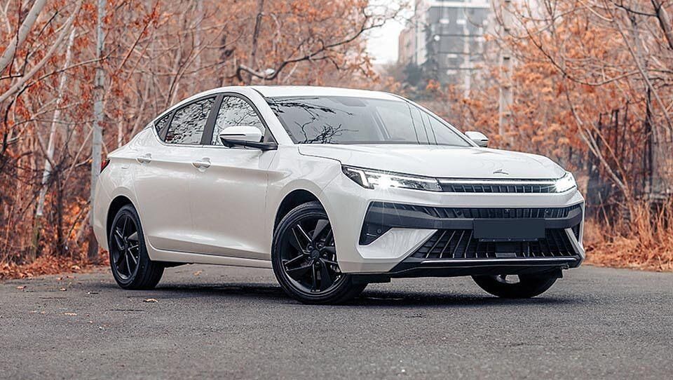 کی‌ام‌سی J7، مدل 1404 سفید|خودرو سواری و وانت|رشت, انصاری|دیوار