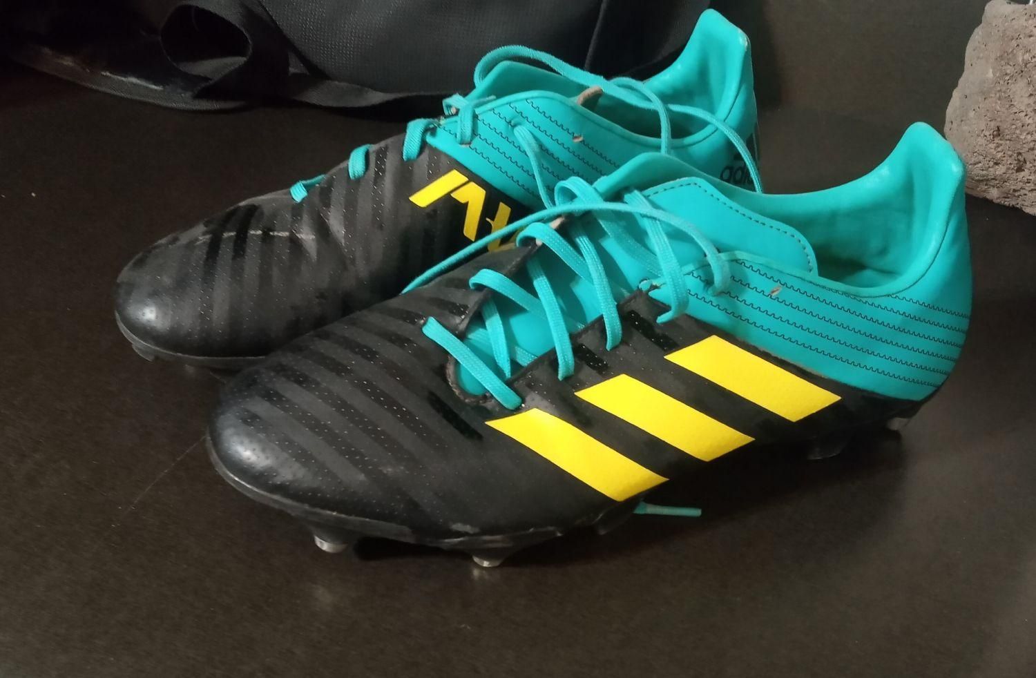 کفش سرچمن اصل ادیداس خارجی|کیف، کفش، کمربند|مهاباد (آذربایجان غربی), |دیوار