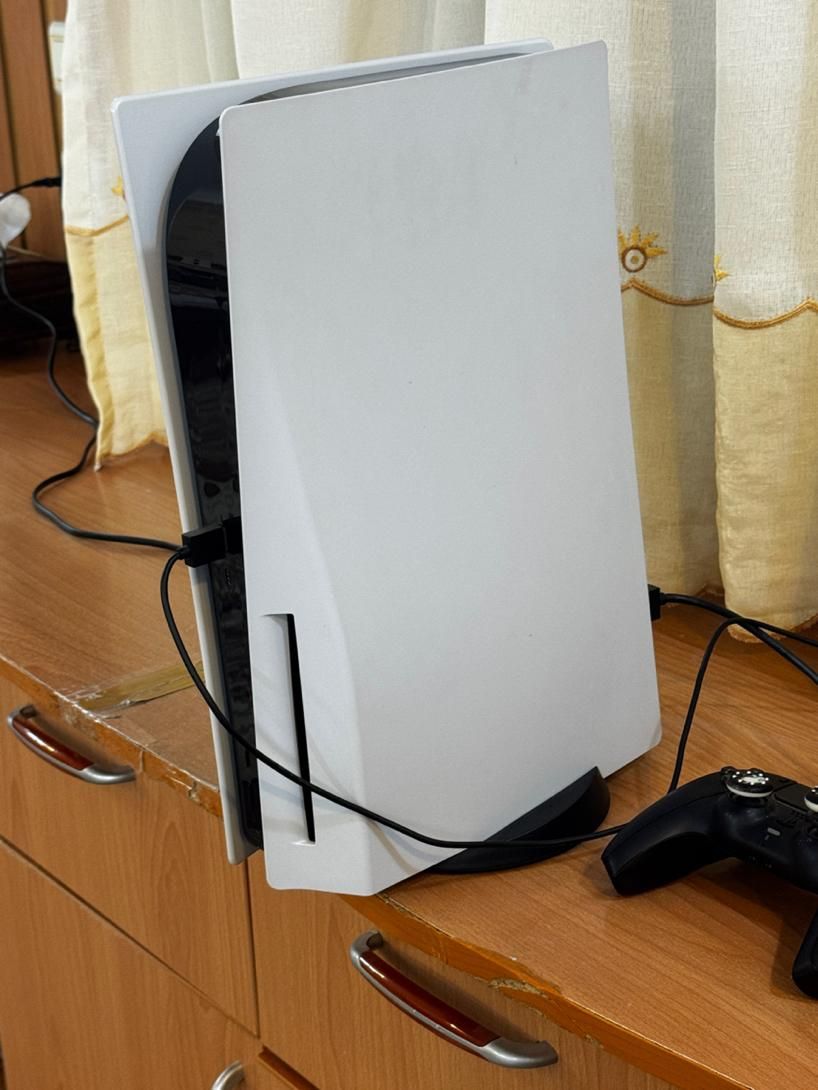 ps5 شش ماه کار کرده|کنسول، بازی ویدئویی و آنلاین|اصفهان, راران|دیوار