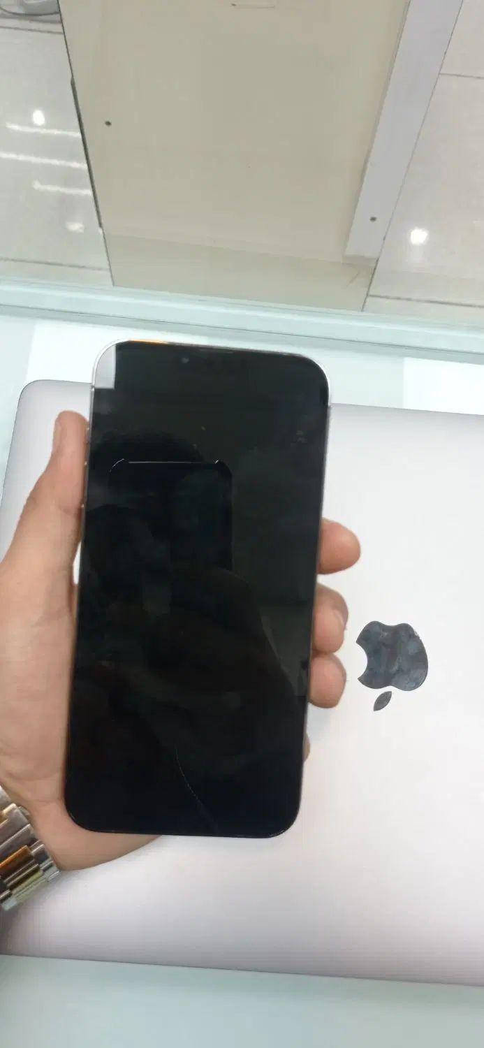 فروش ویژه دستگاه آیفون 13pro max|موبایل|تهران, فلسطین (میدان انقلاب)|دیوار