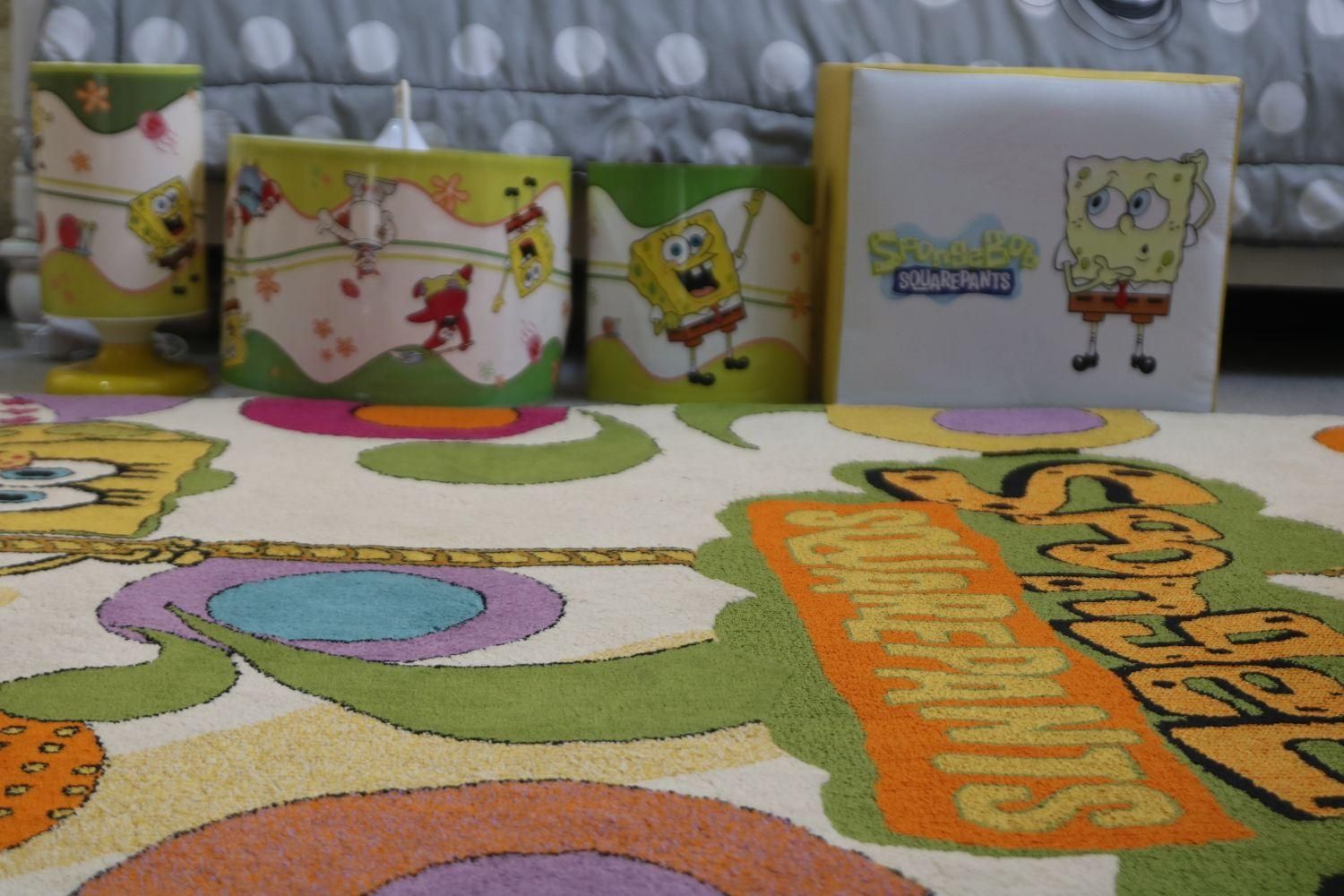 فرش کودک لوستر چراغ خاب|فرش|قم, باسکول|دیوار